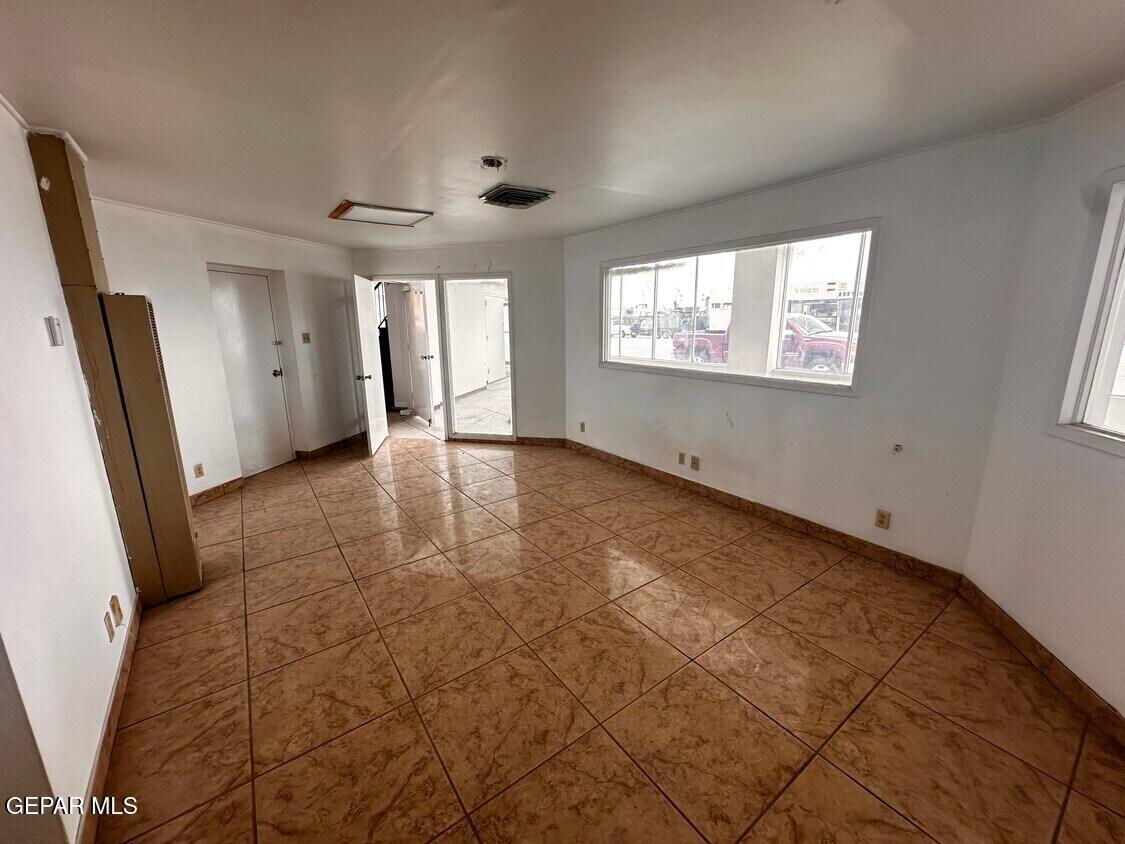 2401 Alameda Avenue Property Photo 10