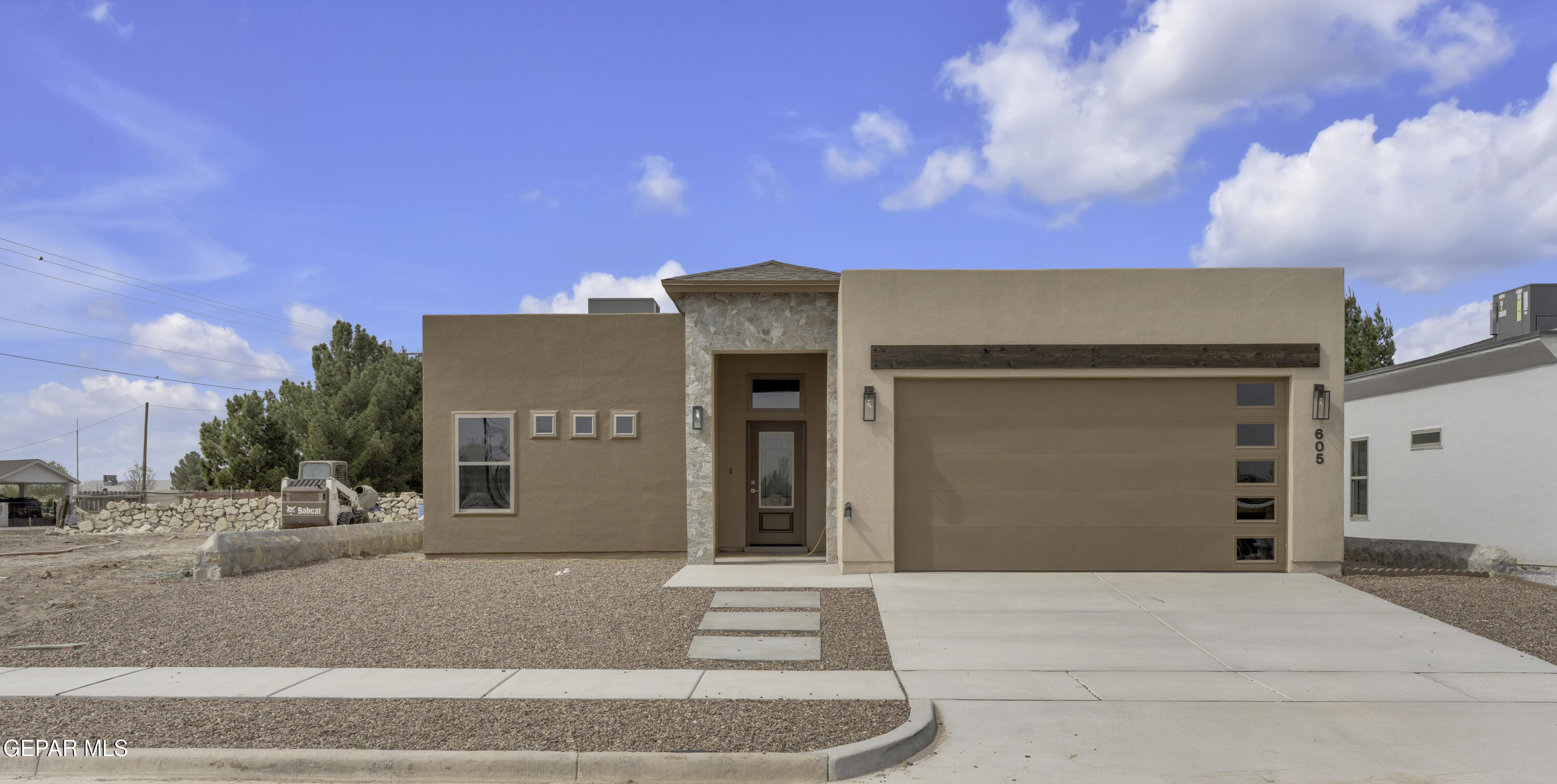 605 San Carlos Court Property Photo 2