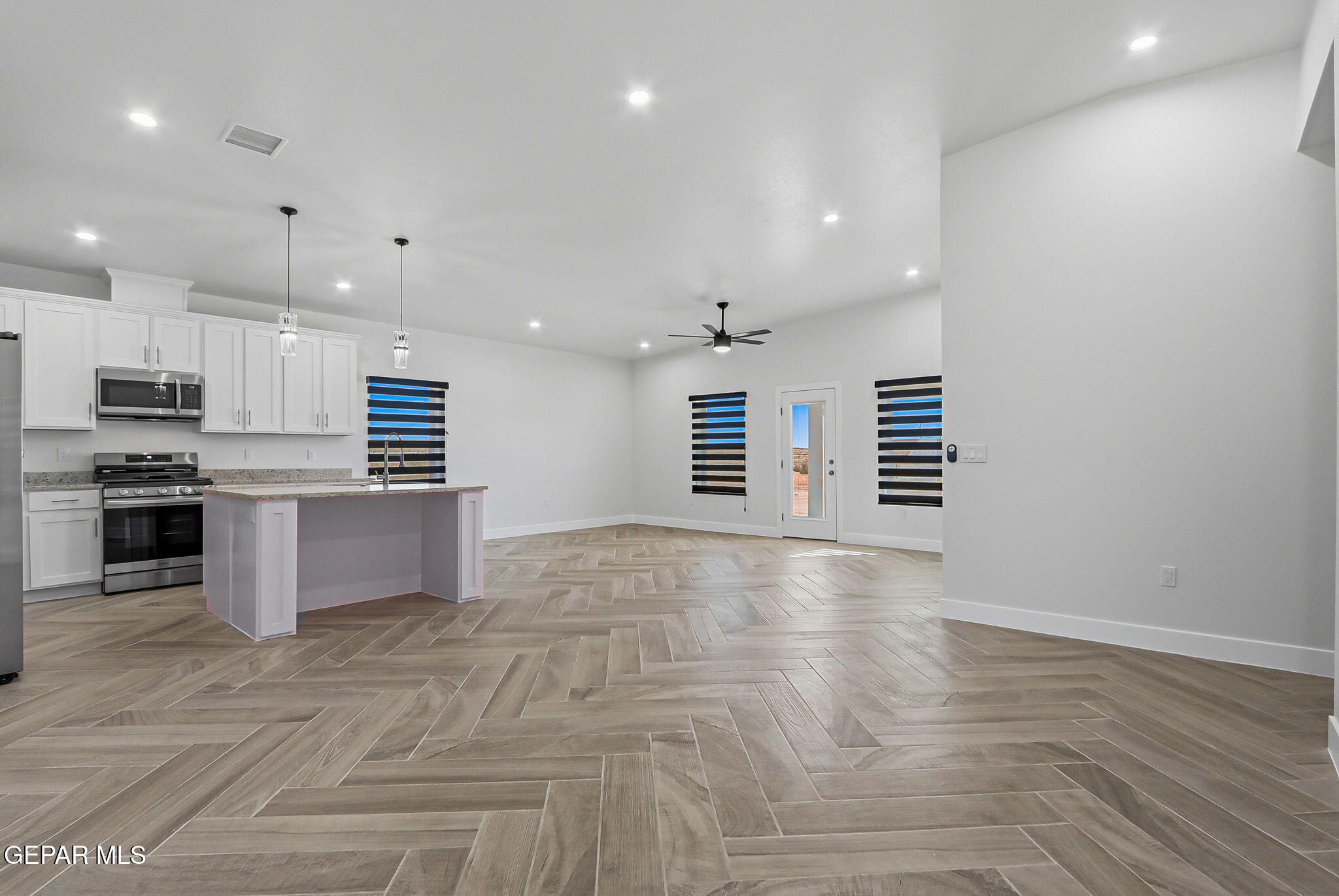 660 Yuma Desert Property Photo 3