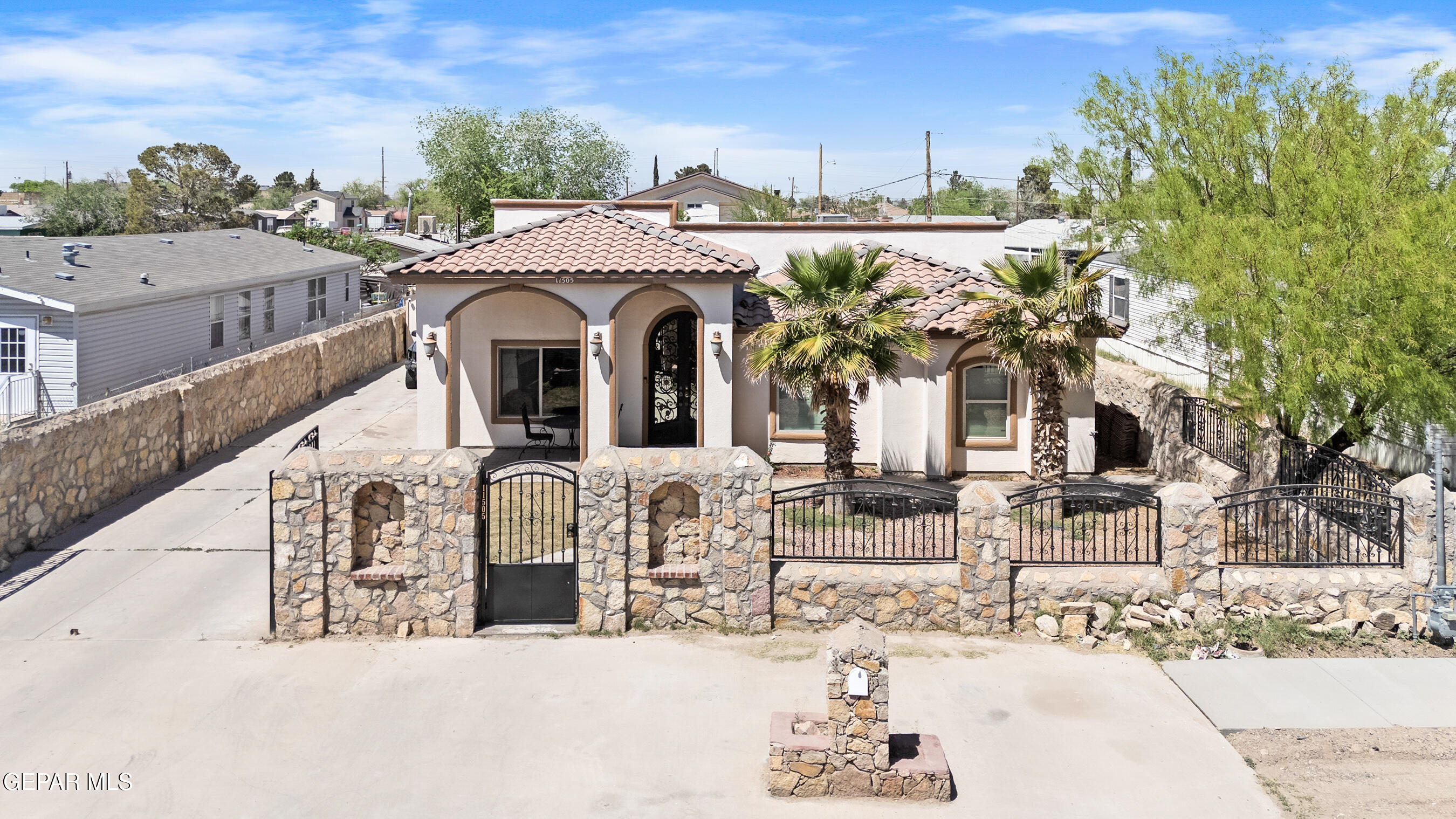 11505 Ellen Drive Property Photo 1