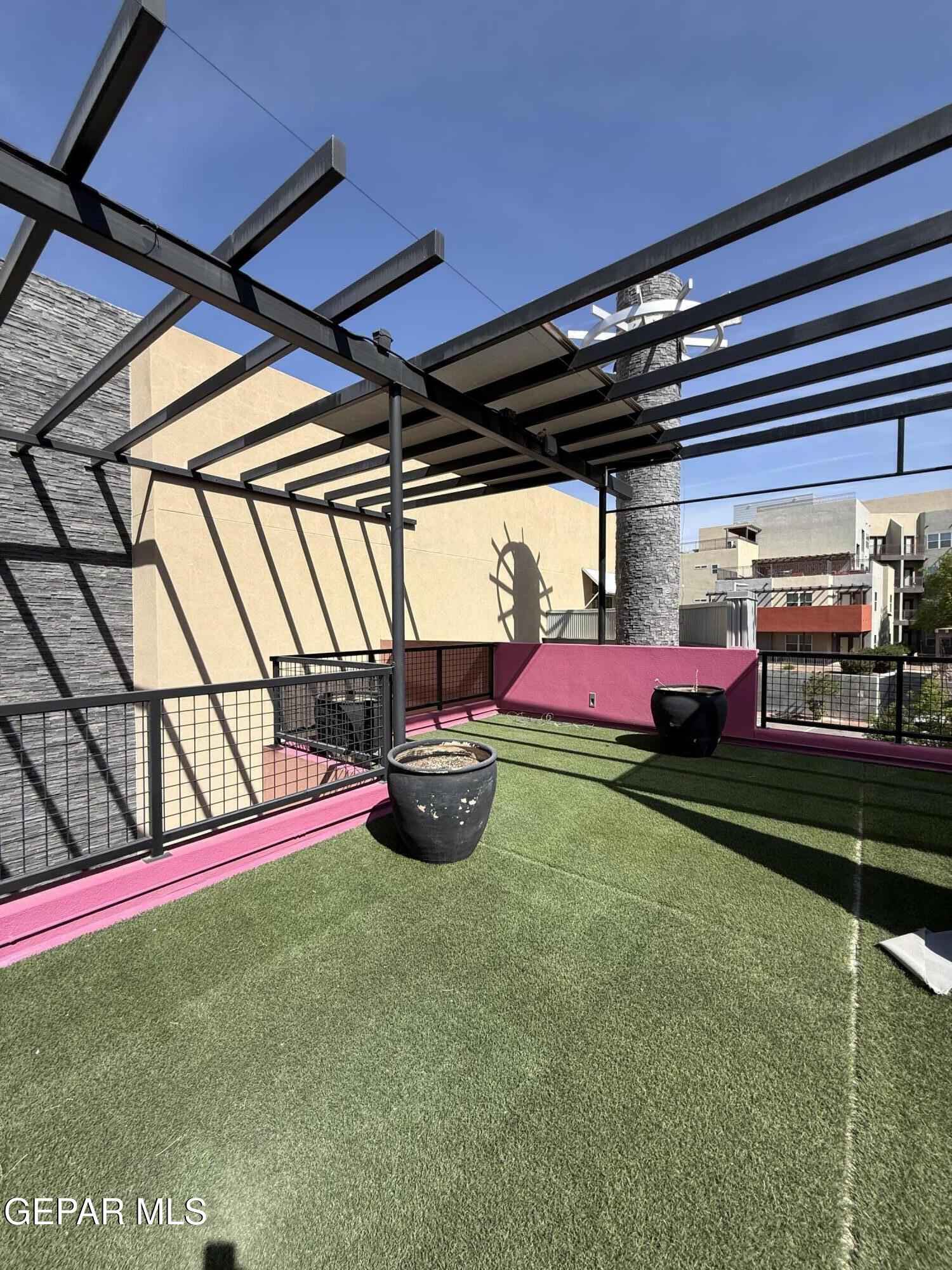 140 Montecillo Boulevard B2 - C1-4 Property Photo 2