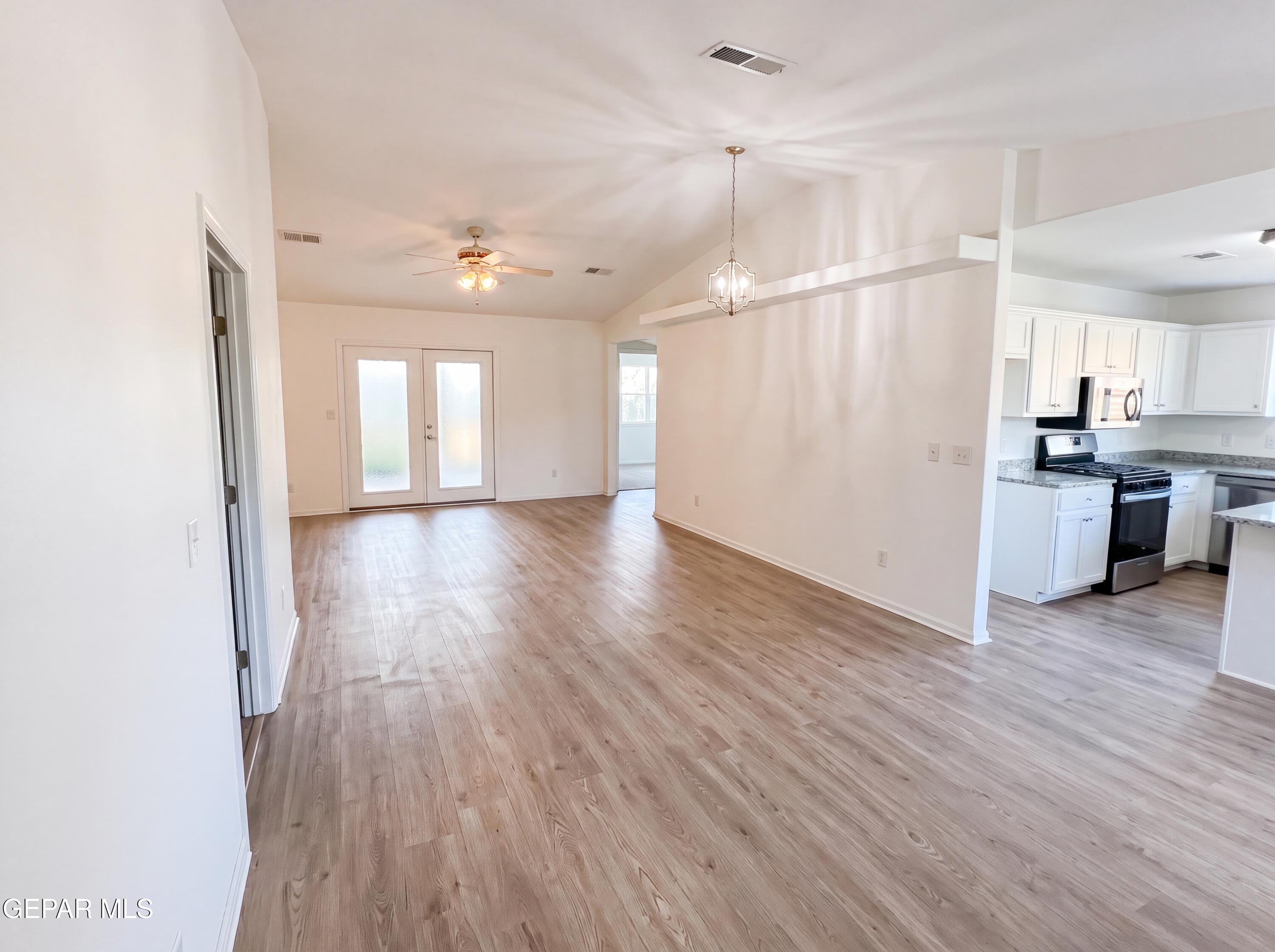 803 Magnolia Street Property Photo 11