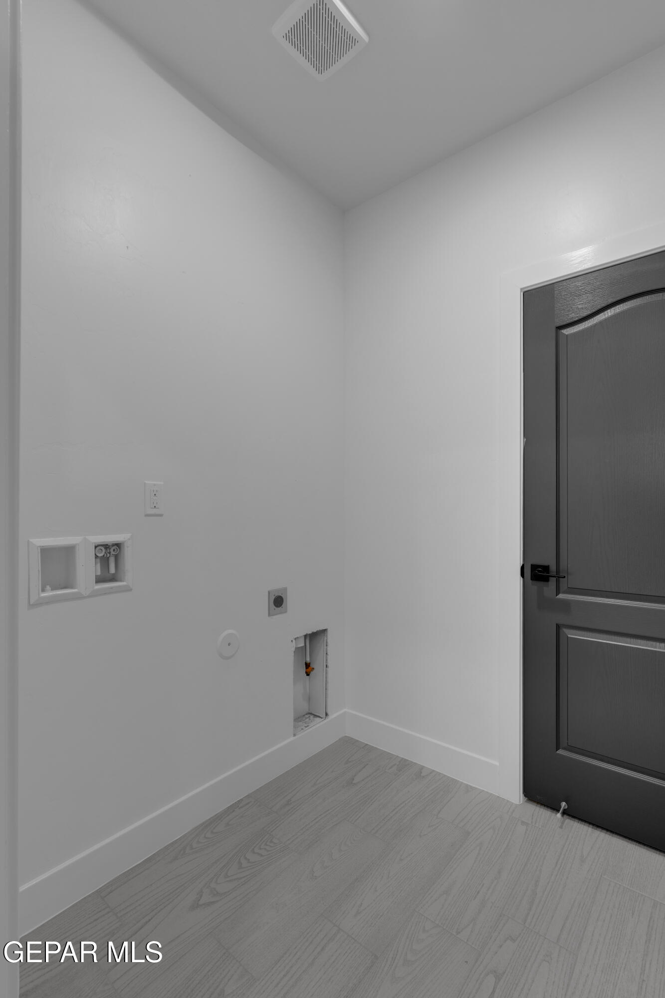 609 San Carlos Court Property Photo 16