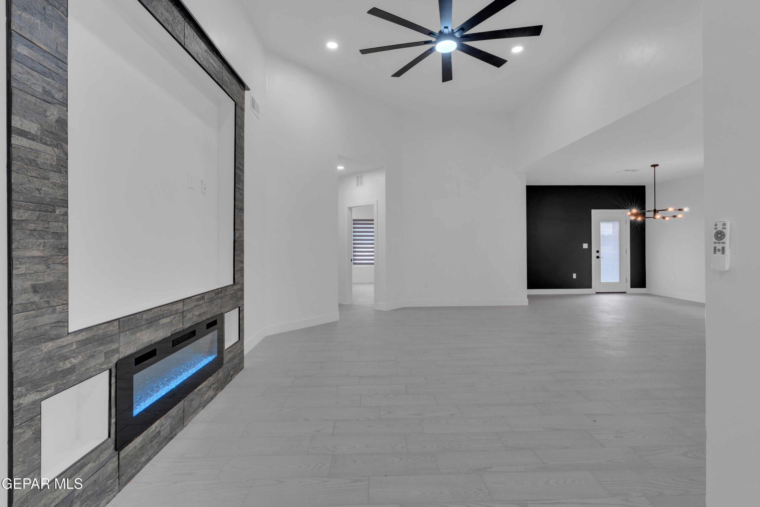 609 San Carlos Court Property Photo 19