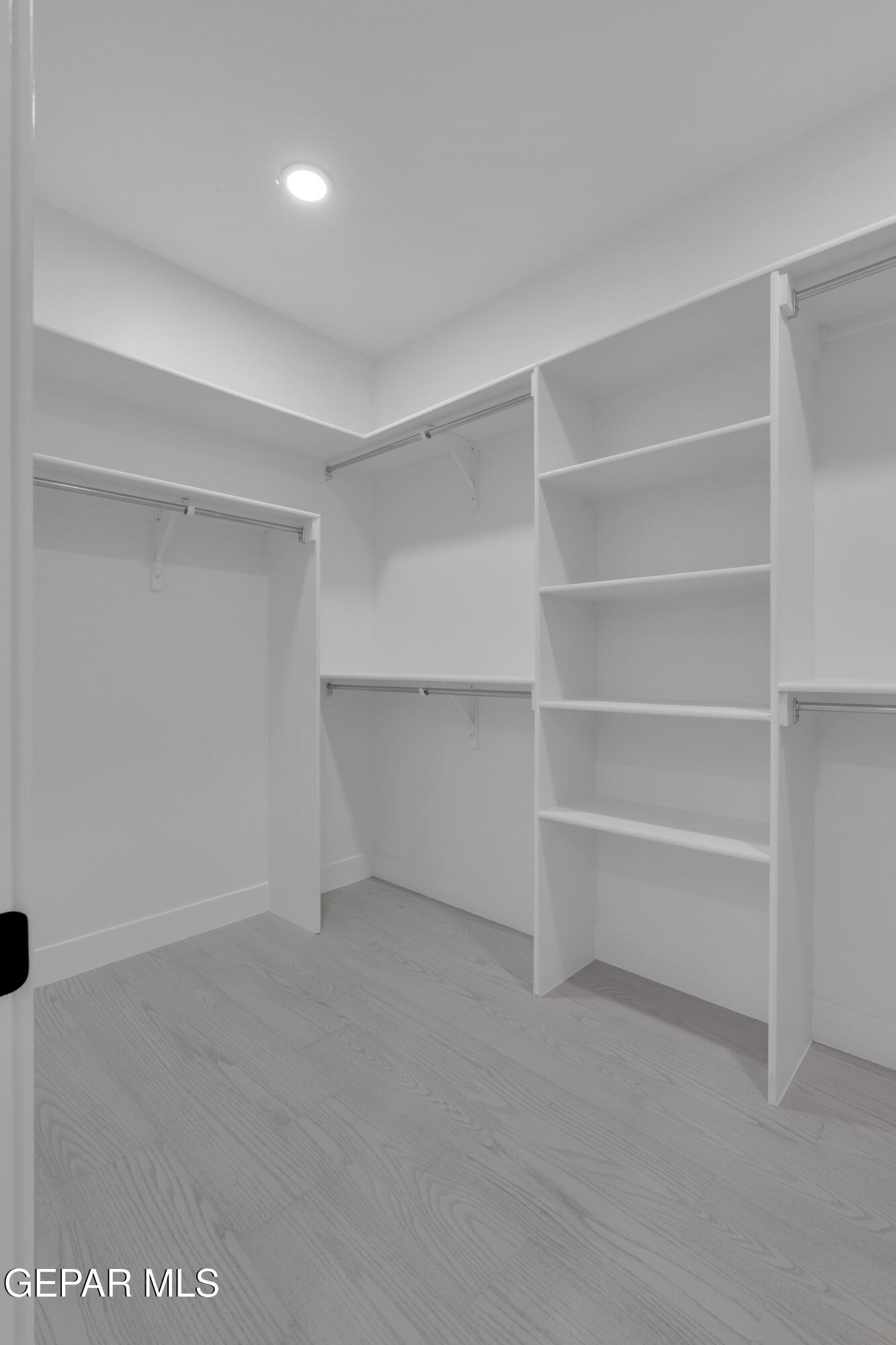 609 San Carlos Court Property Photo 38