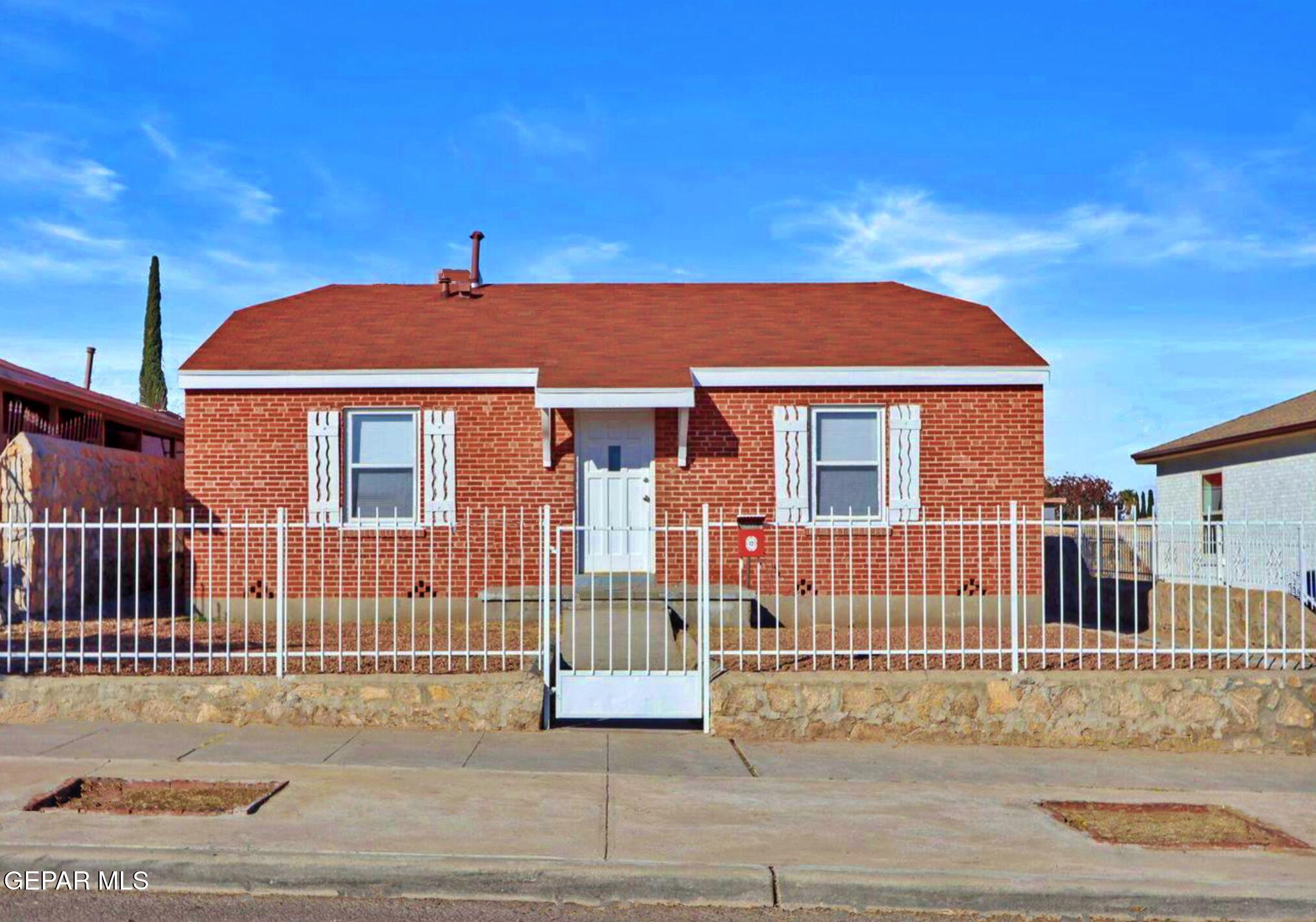 3625 Monroe Avenue Property Photo 2