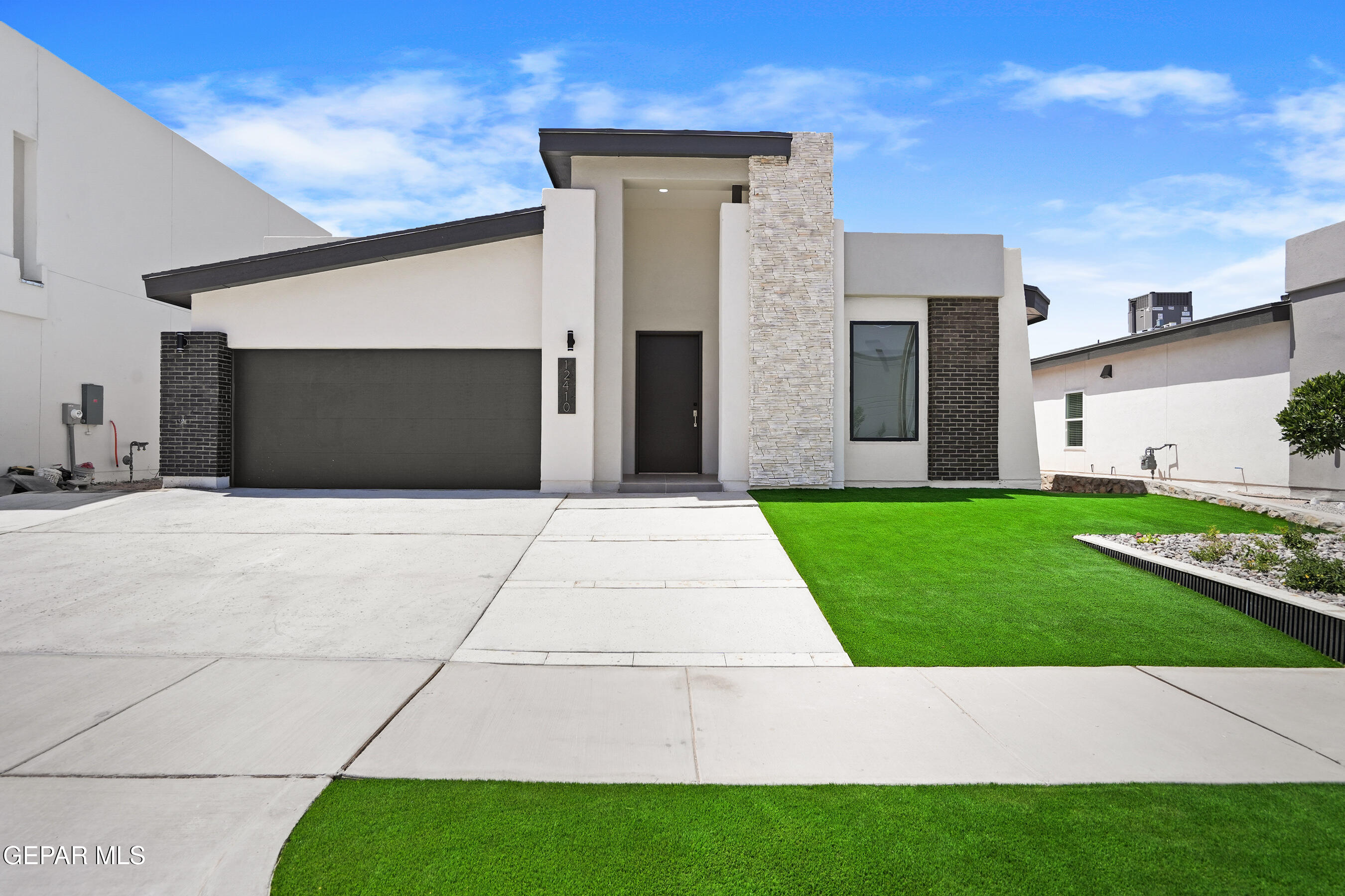 12410 Fill Ball Street Property Photo 1