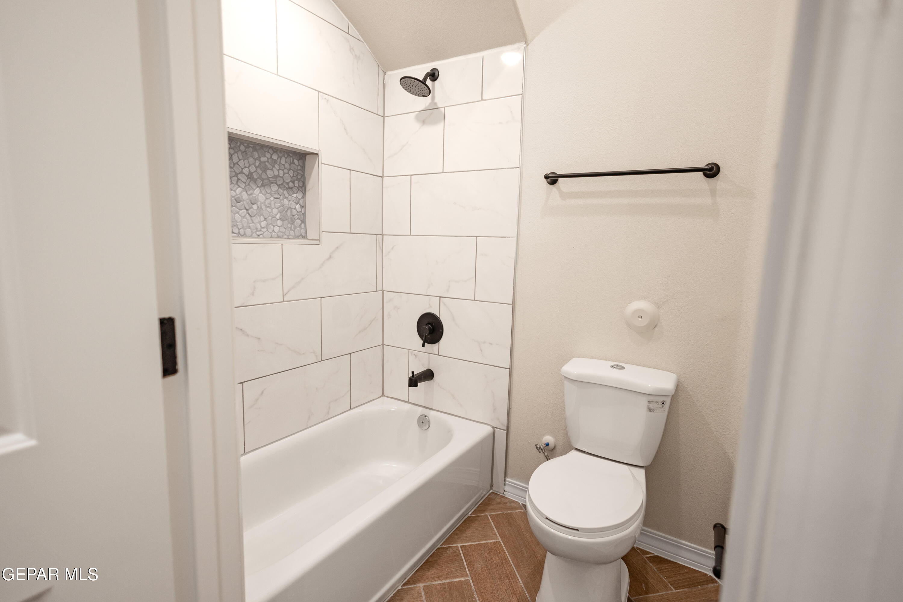 110 Daniel Lynn Property Photo 12