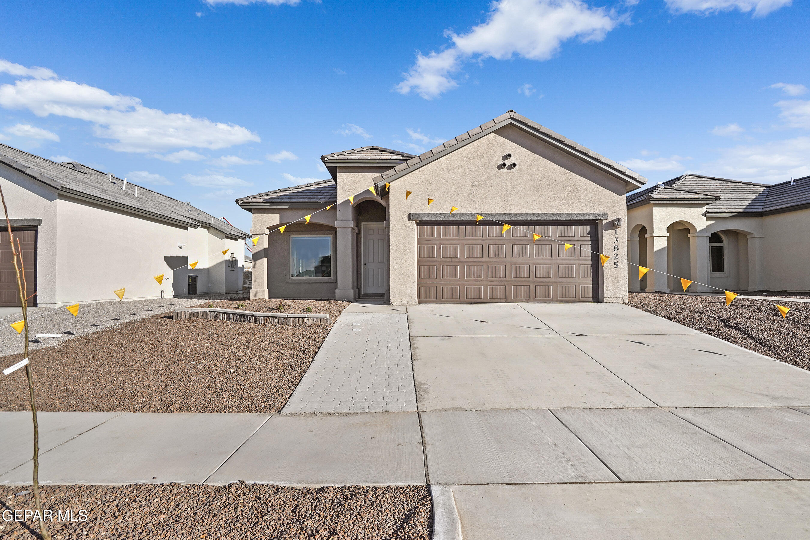 13816 Paseo Perlas Drive Property Photo 1