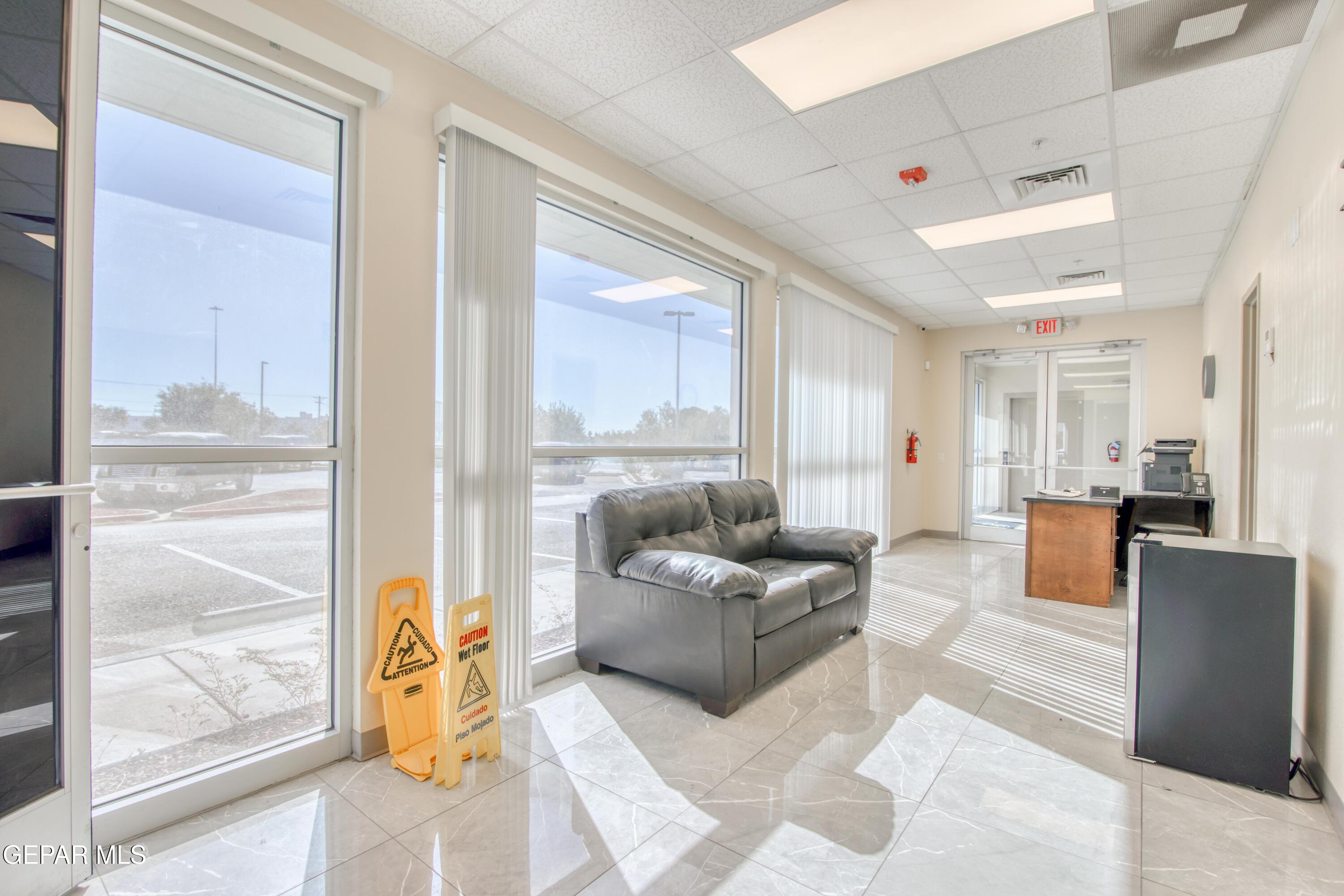 12185 New World Drive Property Photo 4