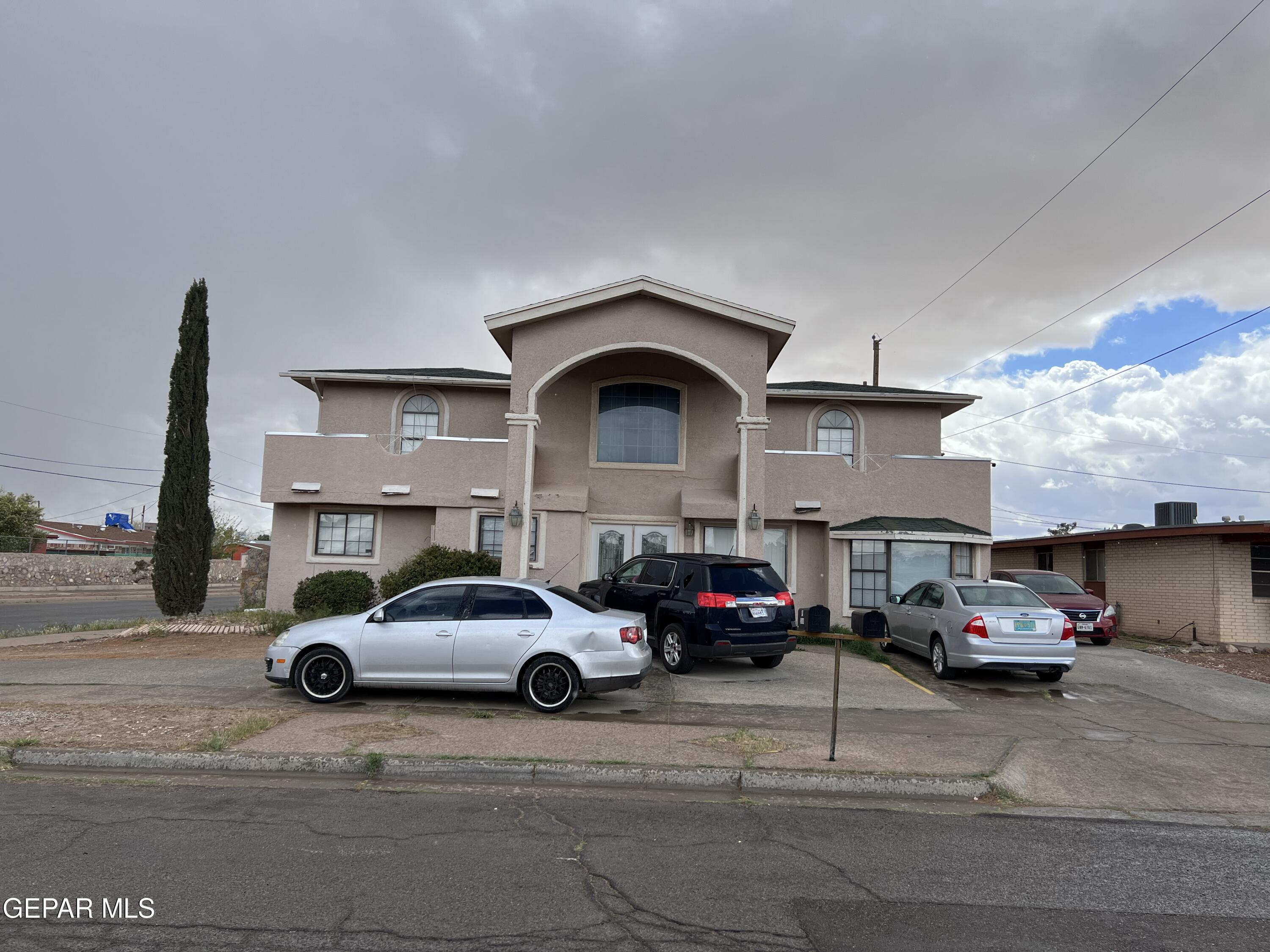 324 Valley Fair Way