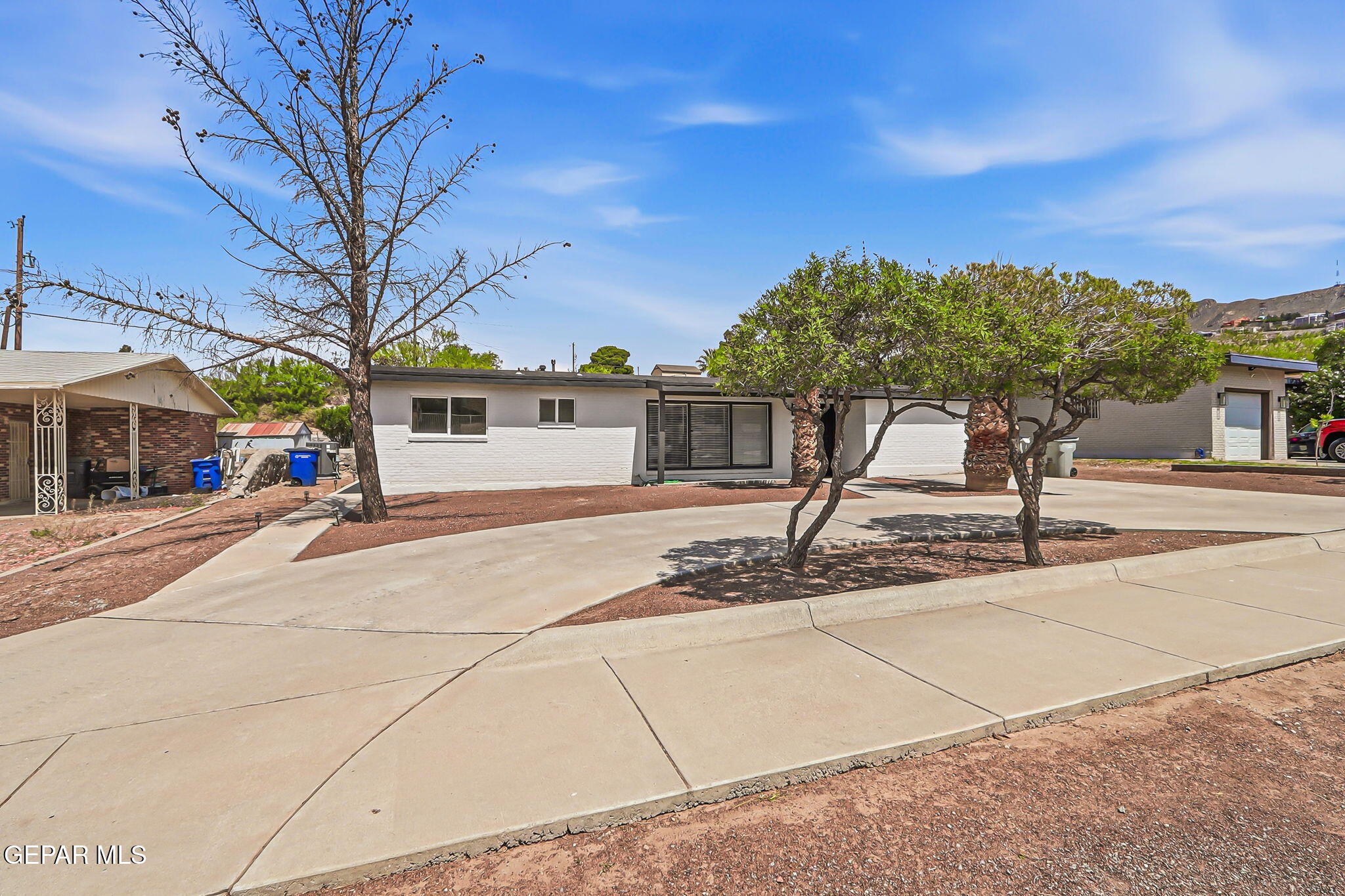 609 Alethea Park Drive Property Photo 1