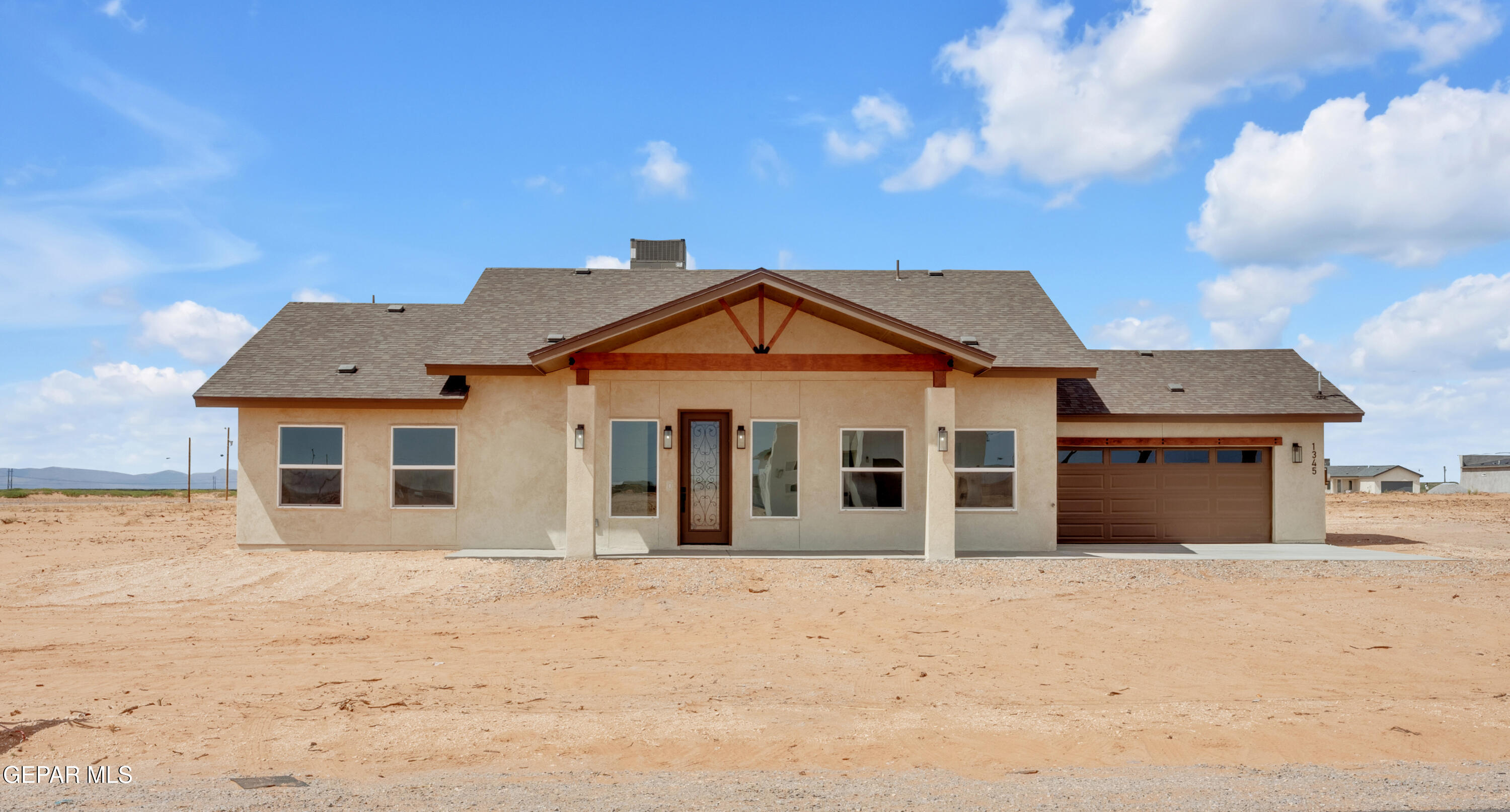 728 Polar Desert Drive Property Photo 1