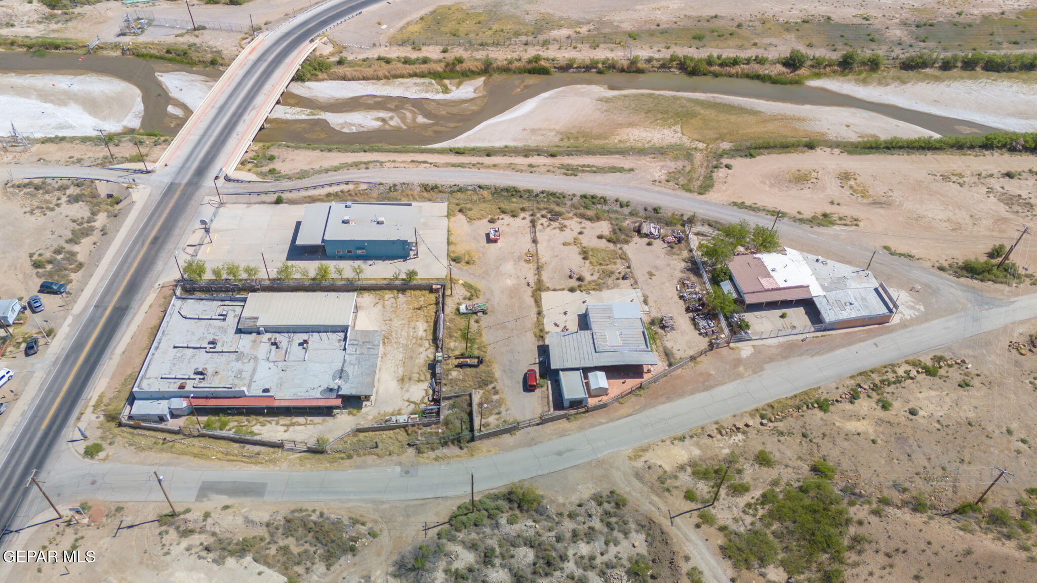 3450 Mcnutt Road Property Photo 1