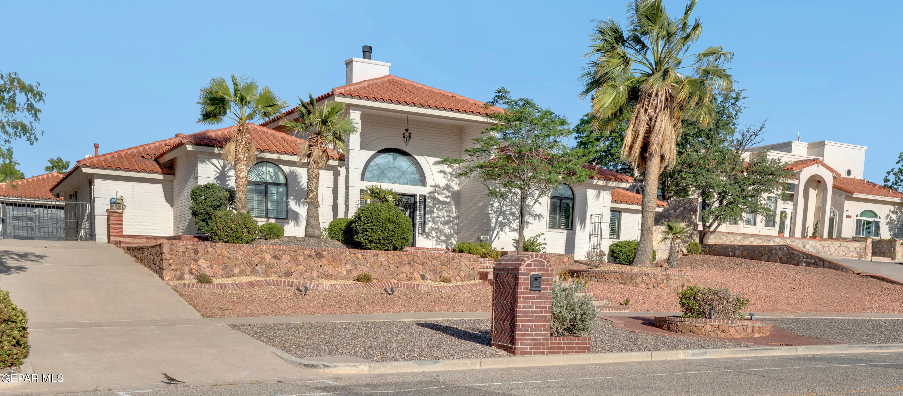 1386 Loma Verde Drive Property Photo 1