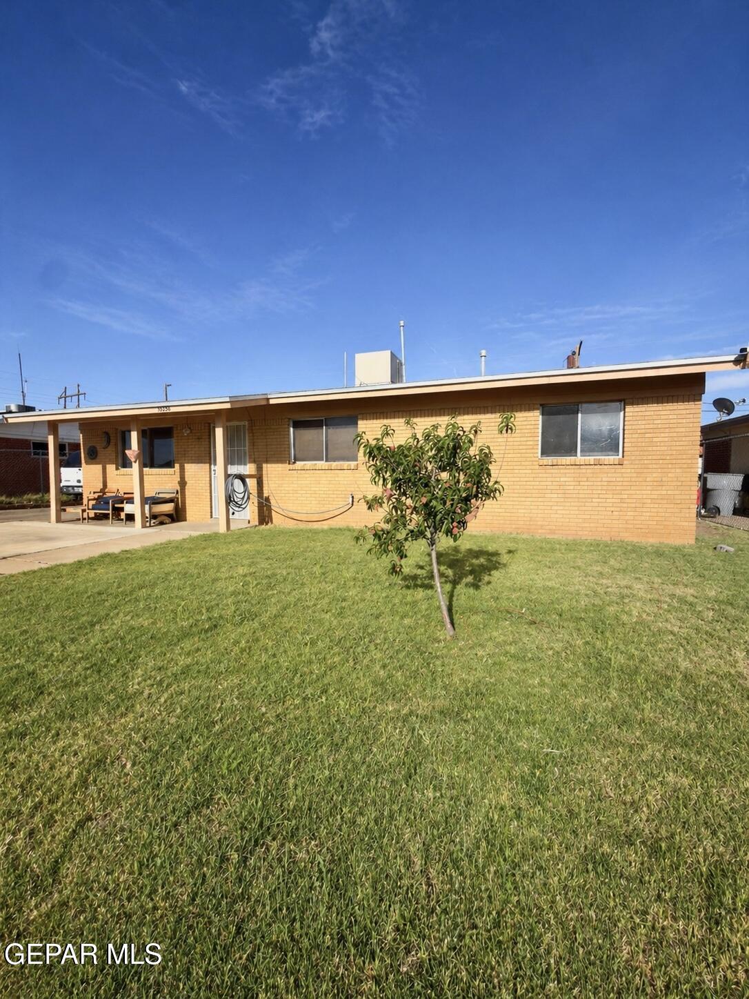 10356 Sherwood Drive Property Photo 1