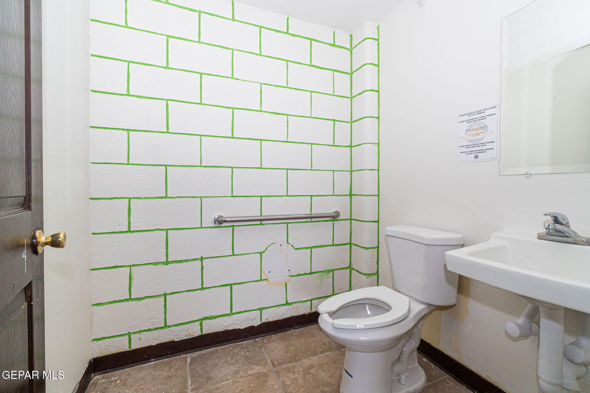 3524 Hayes Ave C Property Photo 6