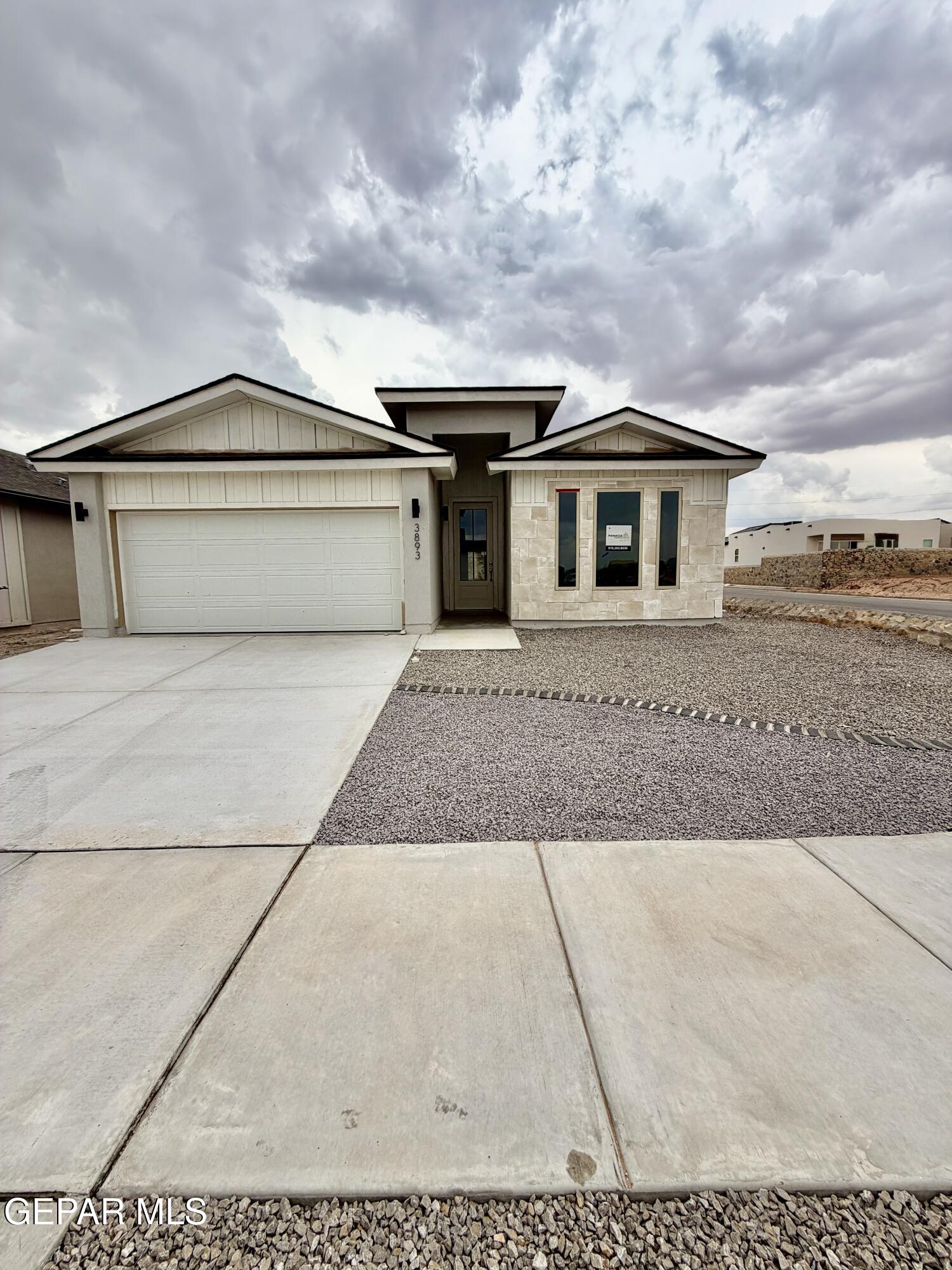3893 Perspective Street Property Photo 1