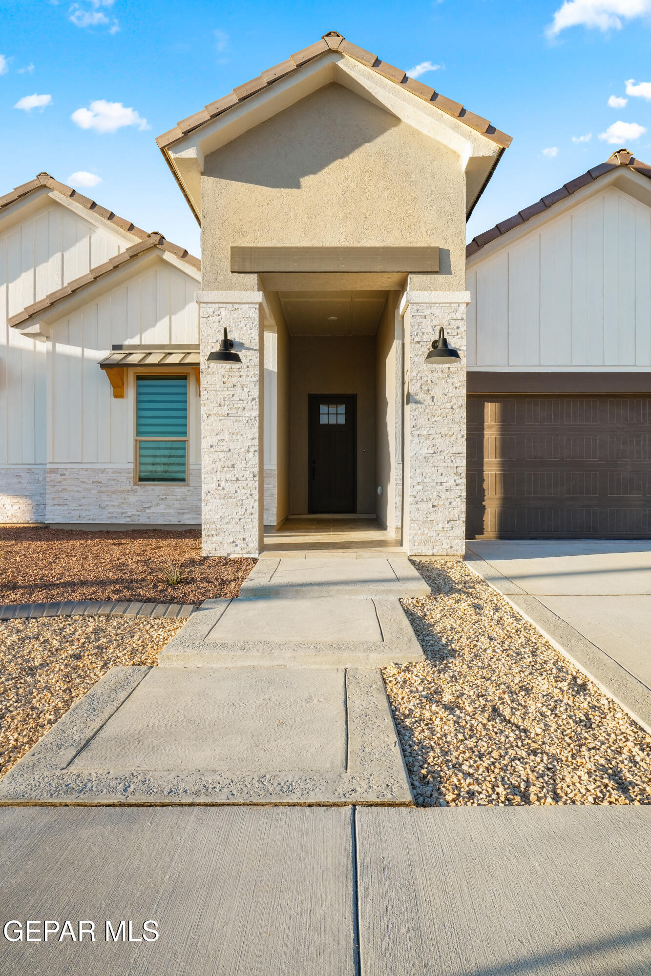 536 Paseo De La Reina Street Property Photo 1