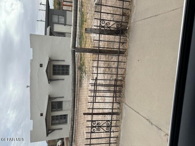 660 Mauer Road Property Photo 1