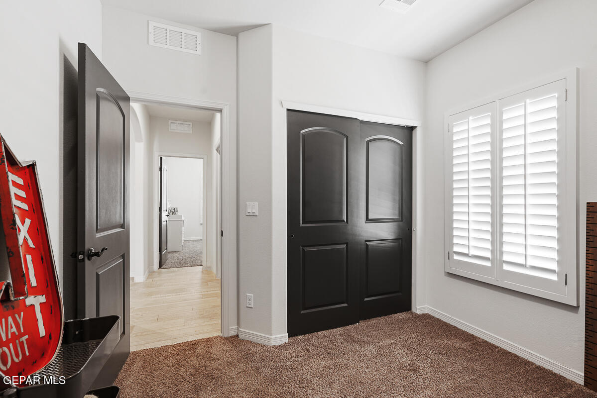 13874 Paseo Bosque Avenue Property Photo 33