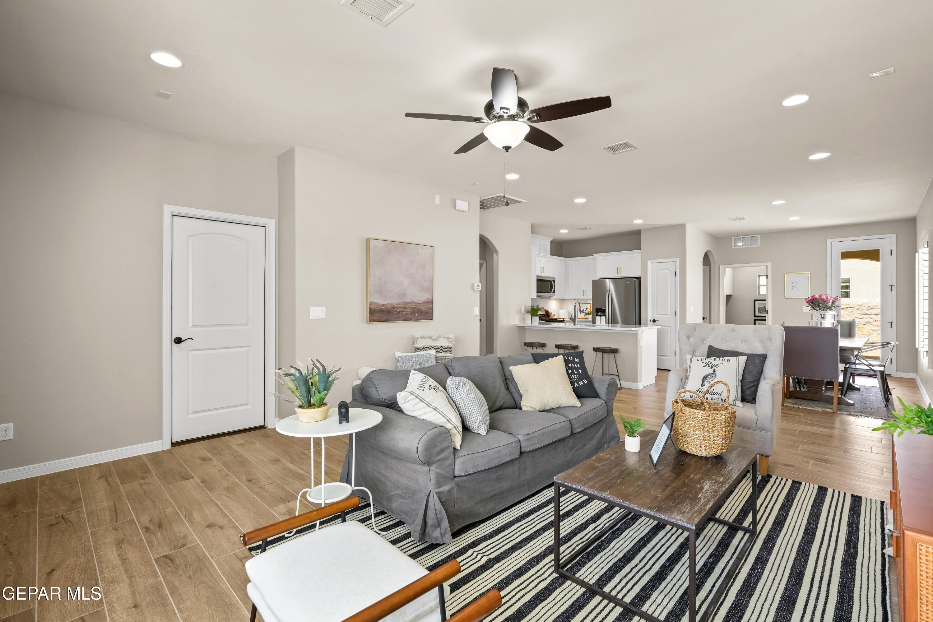 13882 Paseo Bosque Avenue Property Photo 5