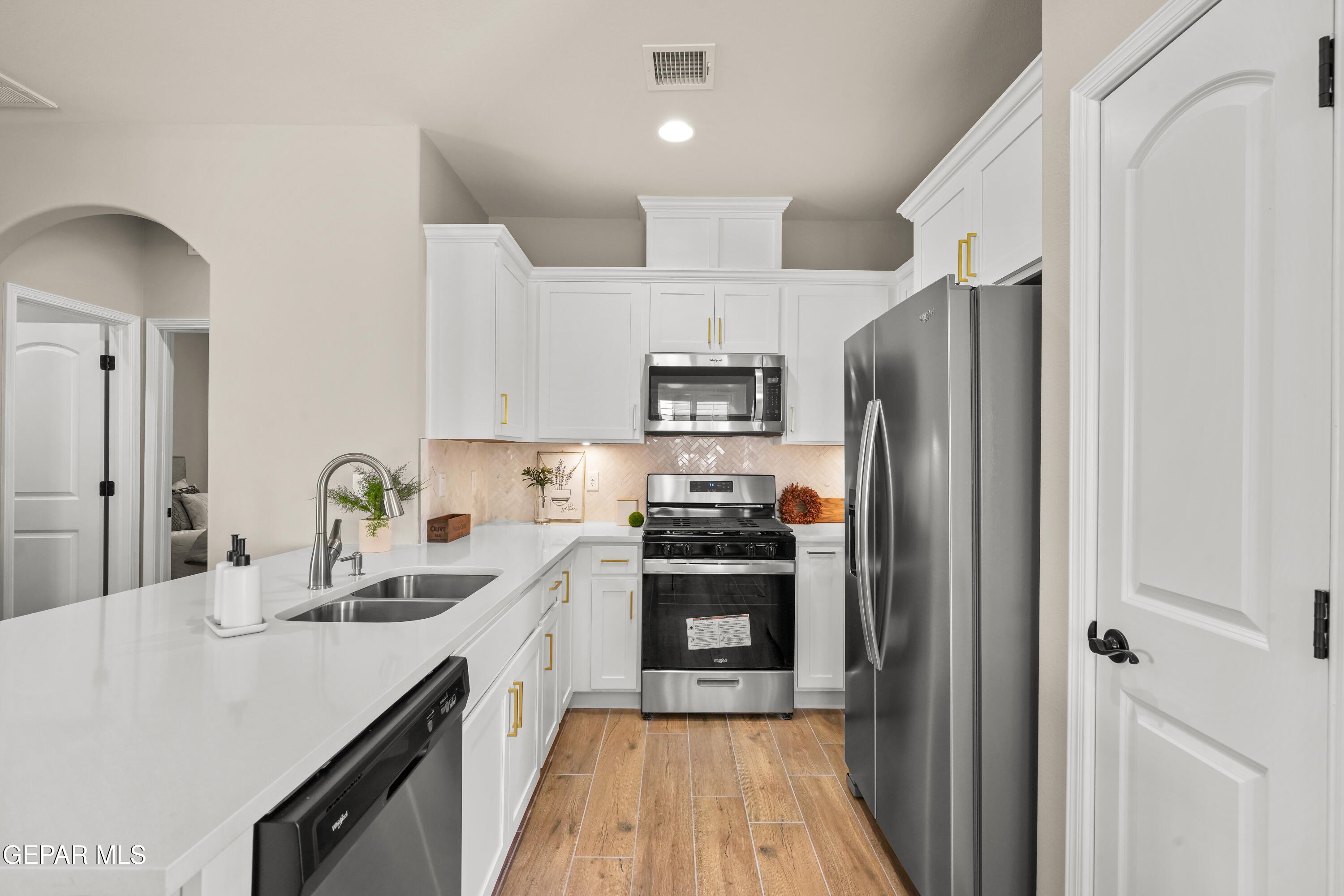 13882 Paseo Bosque Avenue Property Photo 17