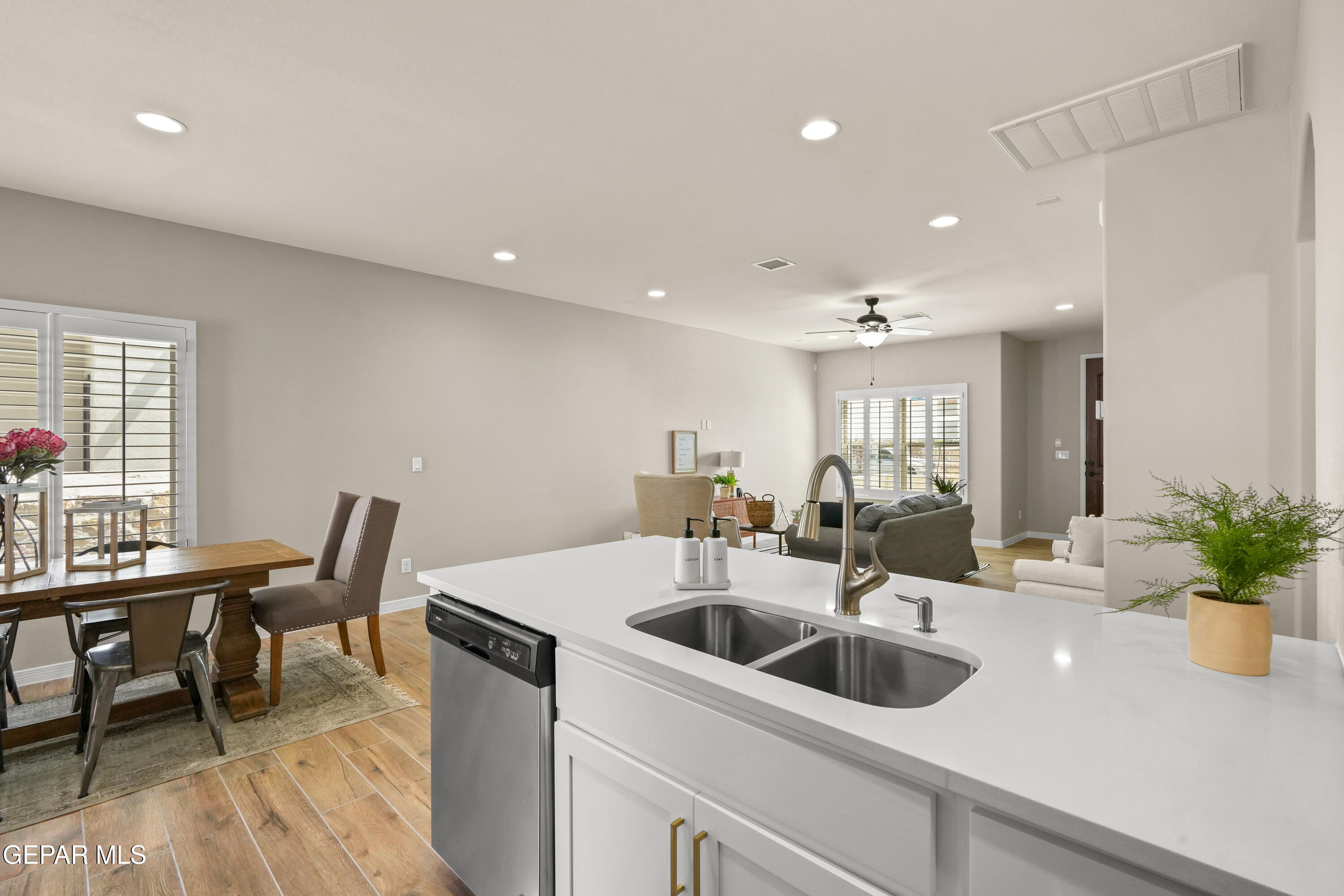 13882 Paseo Bosque Avenue Property Photo 21