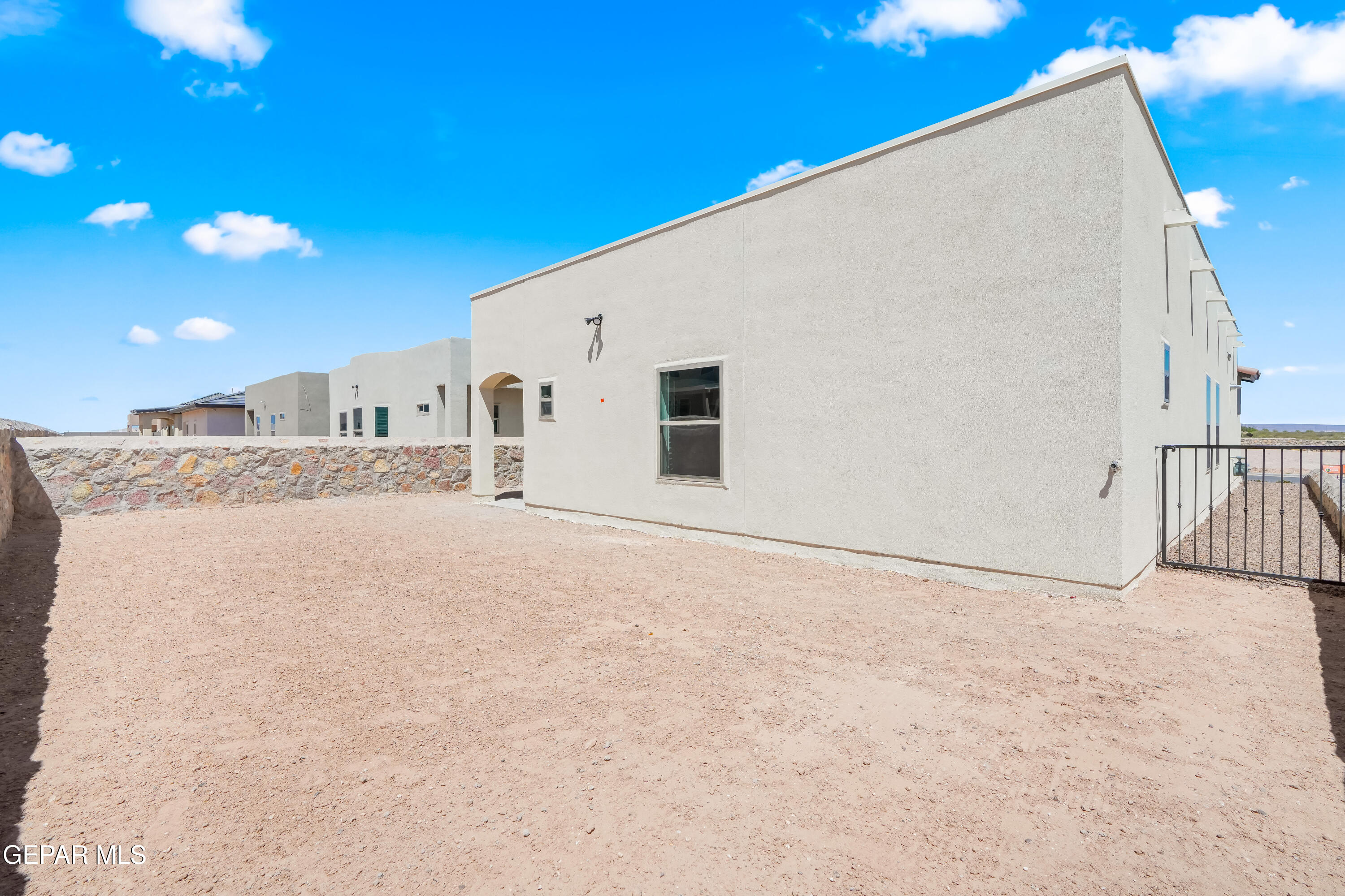 13882 Paseo Bosque Avenue Property Photo 45
