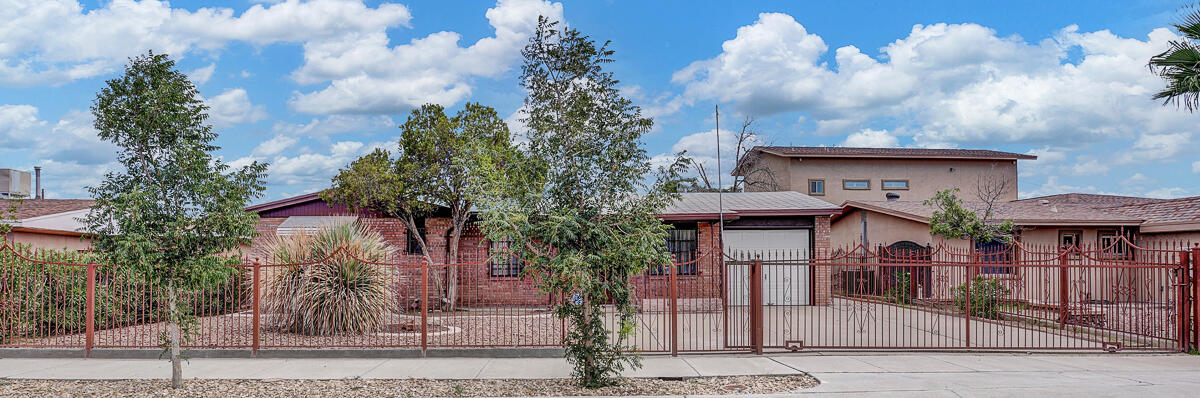 5205 Flower Drive Property Photo 1