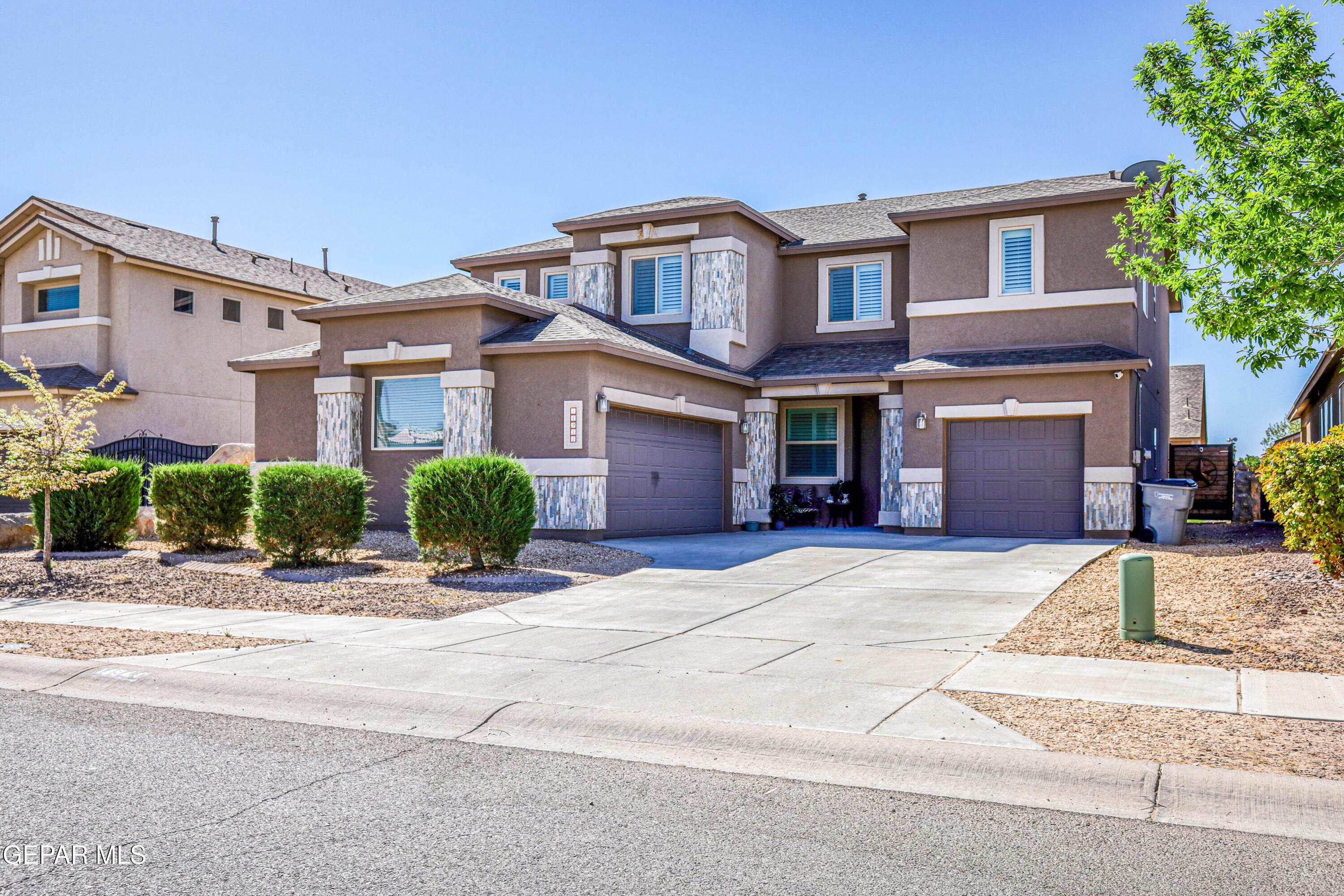 14944 Sunny Land Avenue Property Photo 1