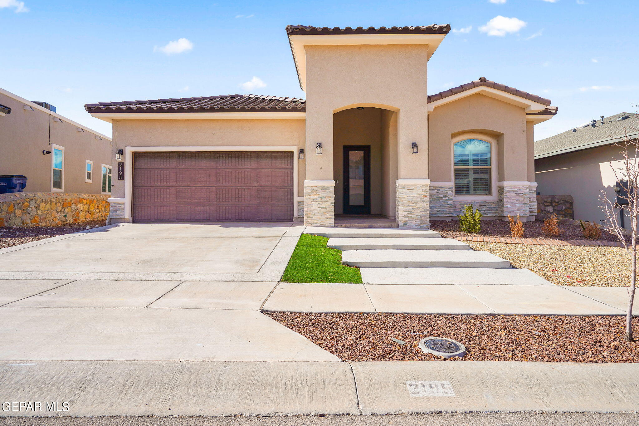 2195 Enchanted Crest Drive Property Photo 1
