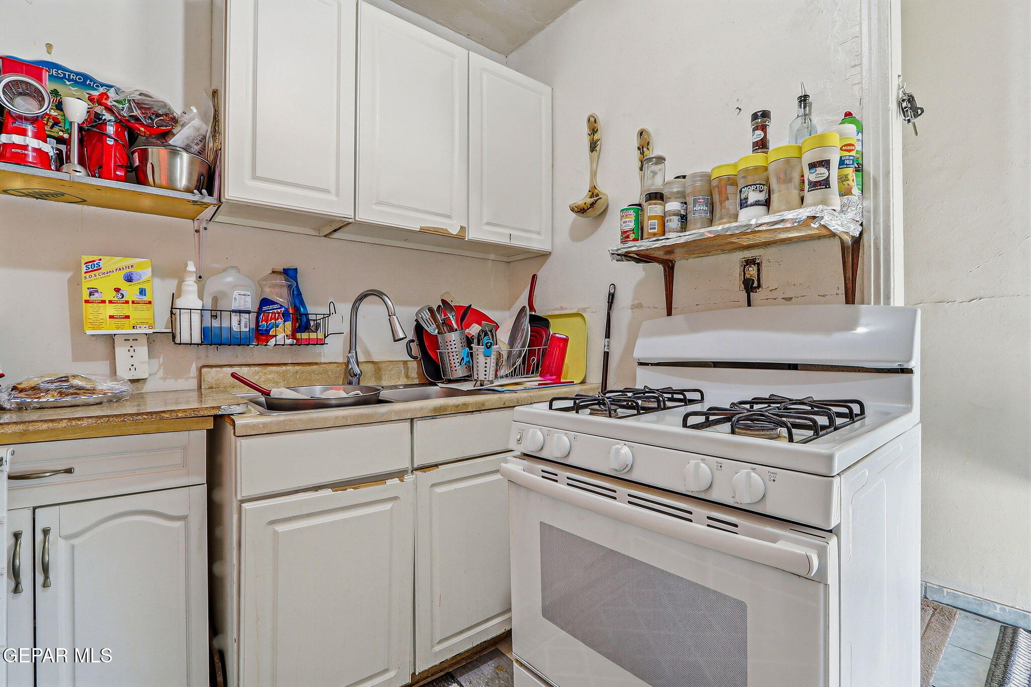 1128 E River Avenue A & B Property Photo 12