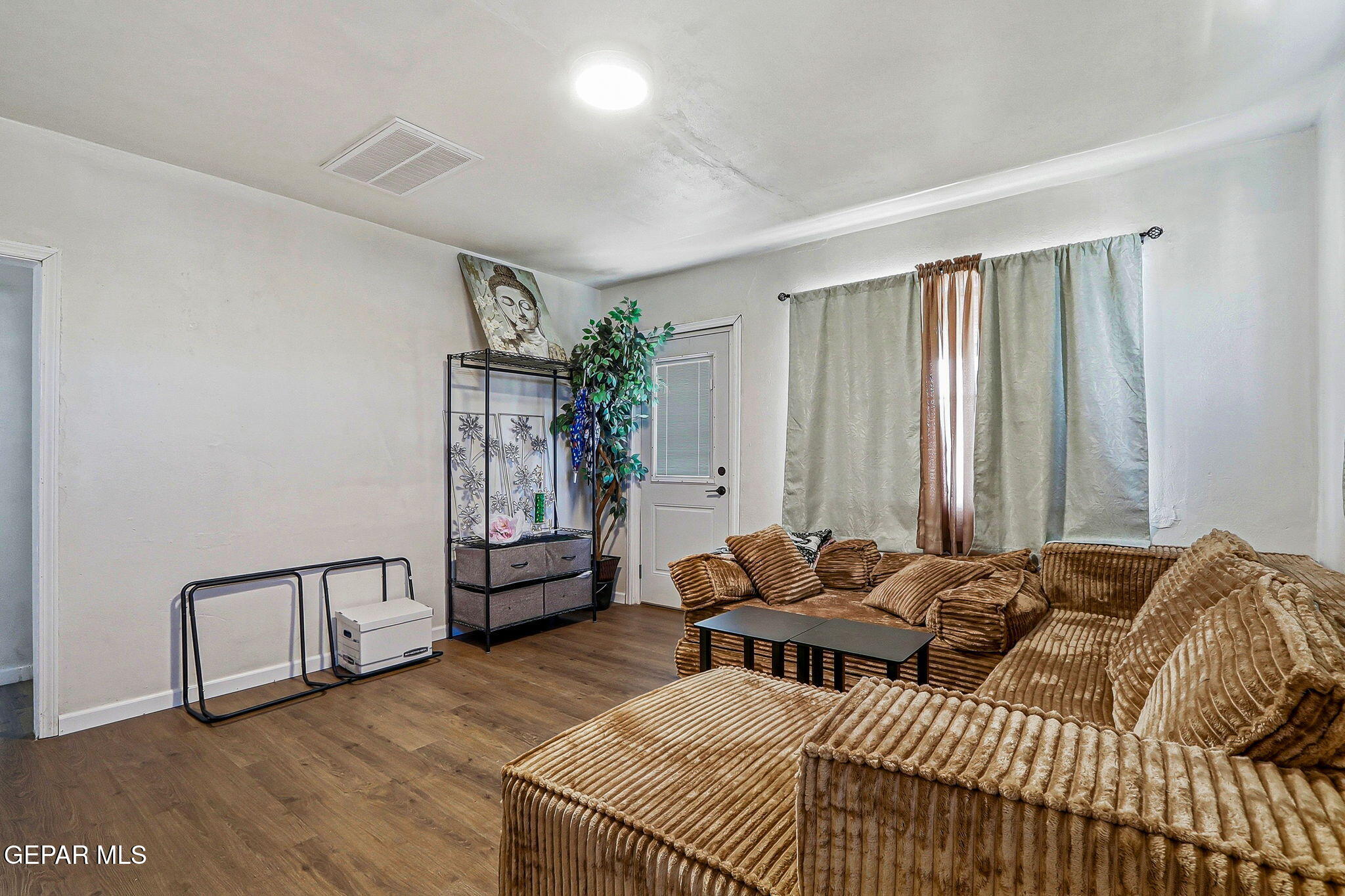 1128 E River Avenue A & B Property Photo 22