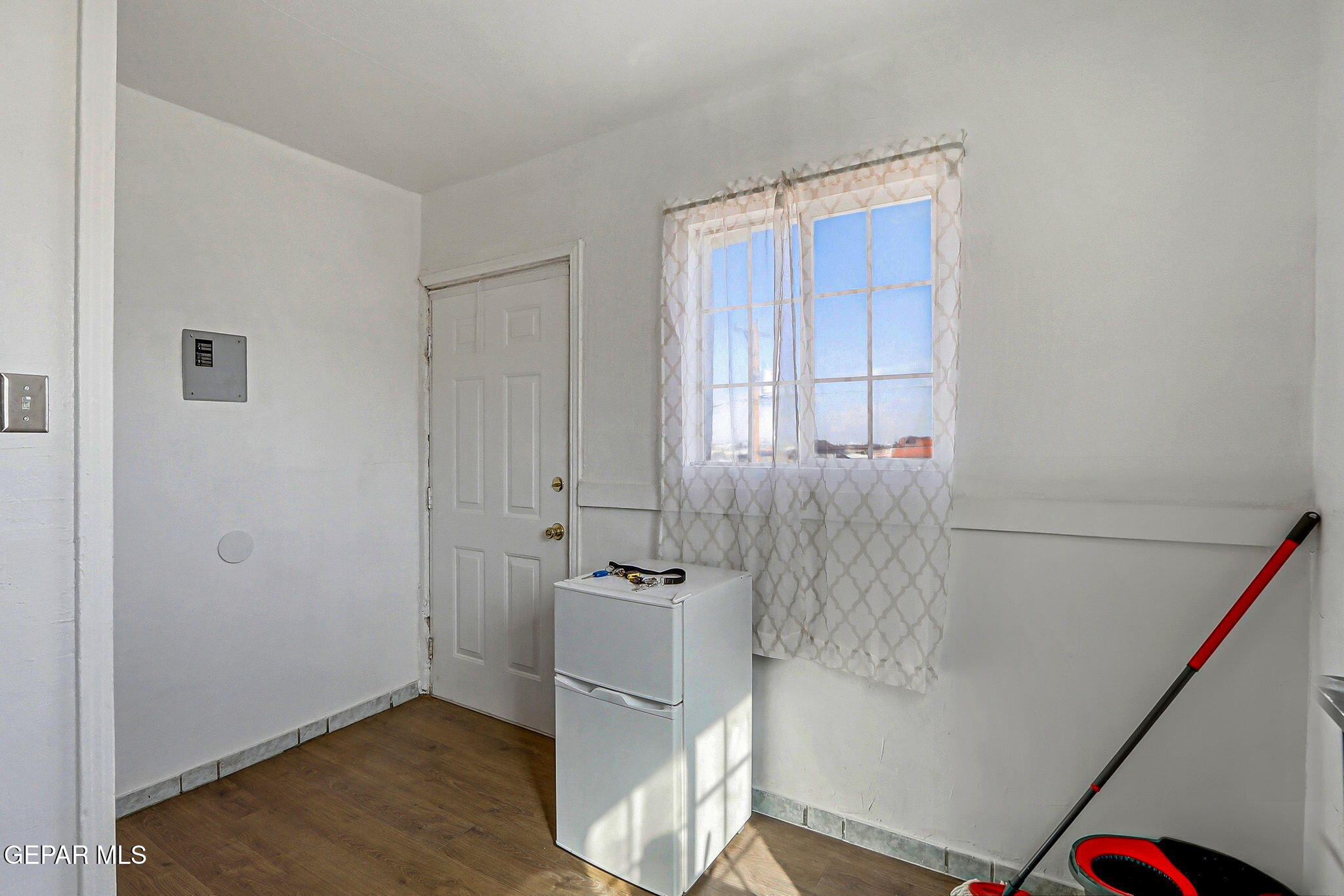 1128 E River Avenue A & B Property Photo 33