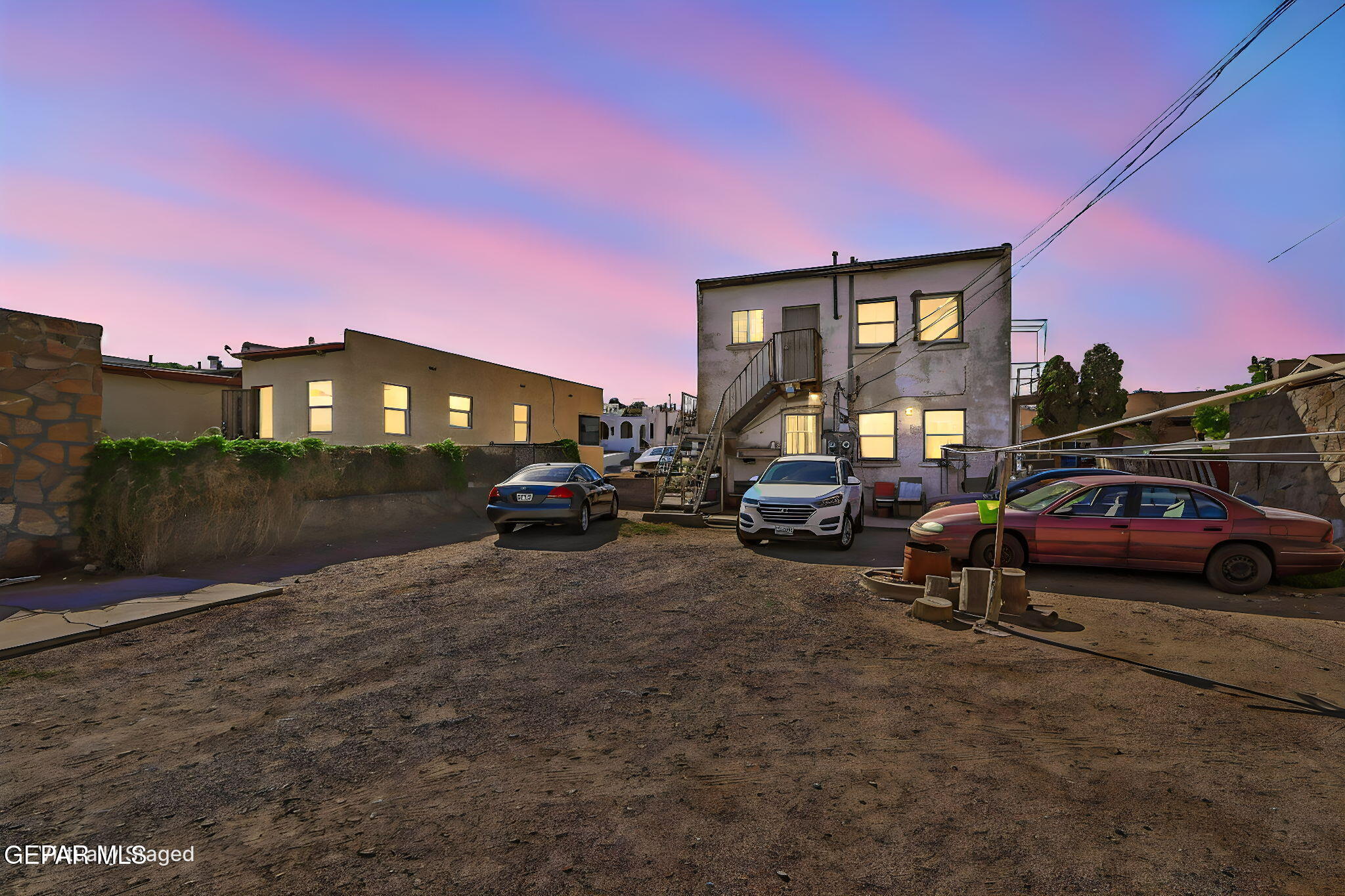 1128 E River Avenue A & B Property Photo 39