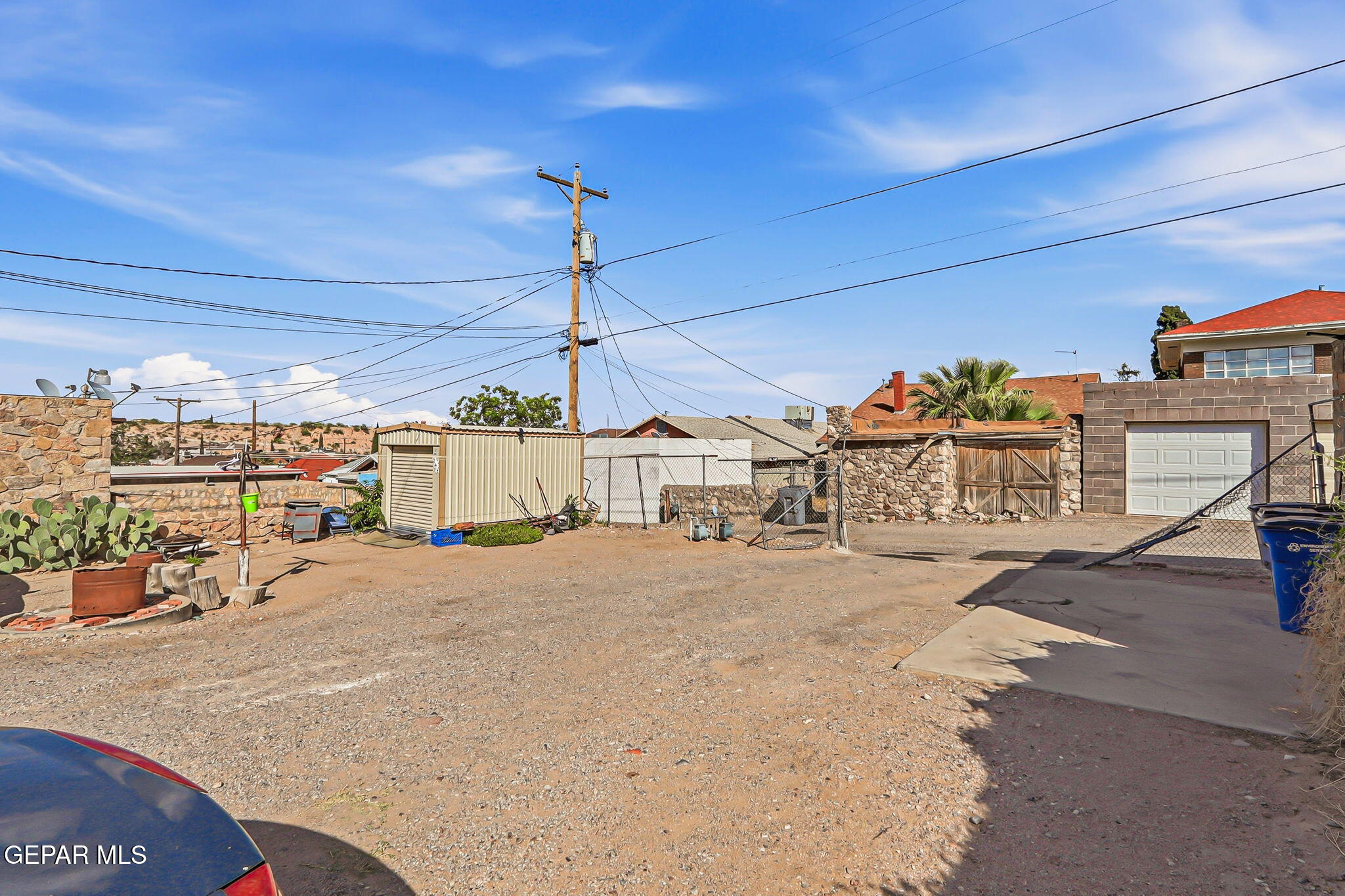 1128 E River Avenue A & B Property Photo 41