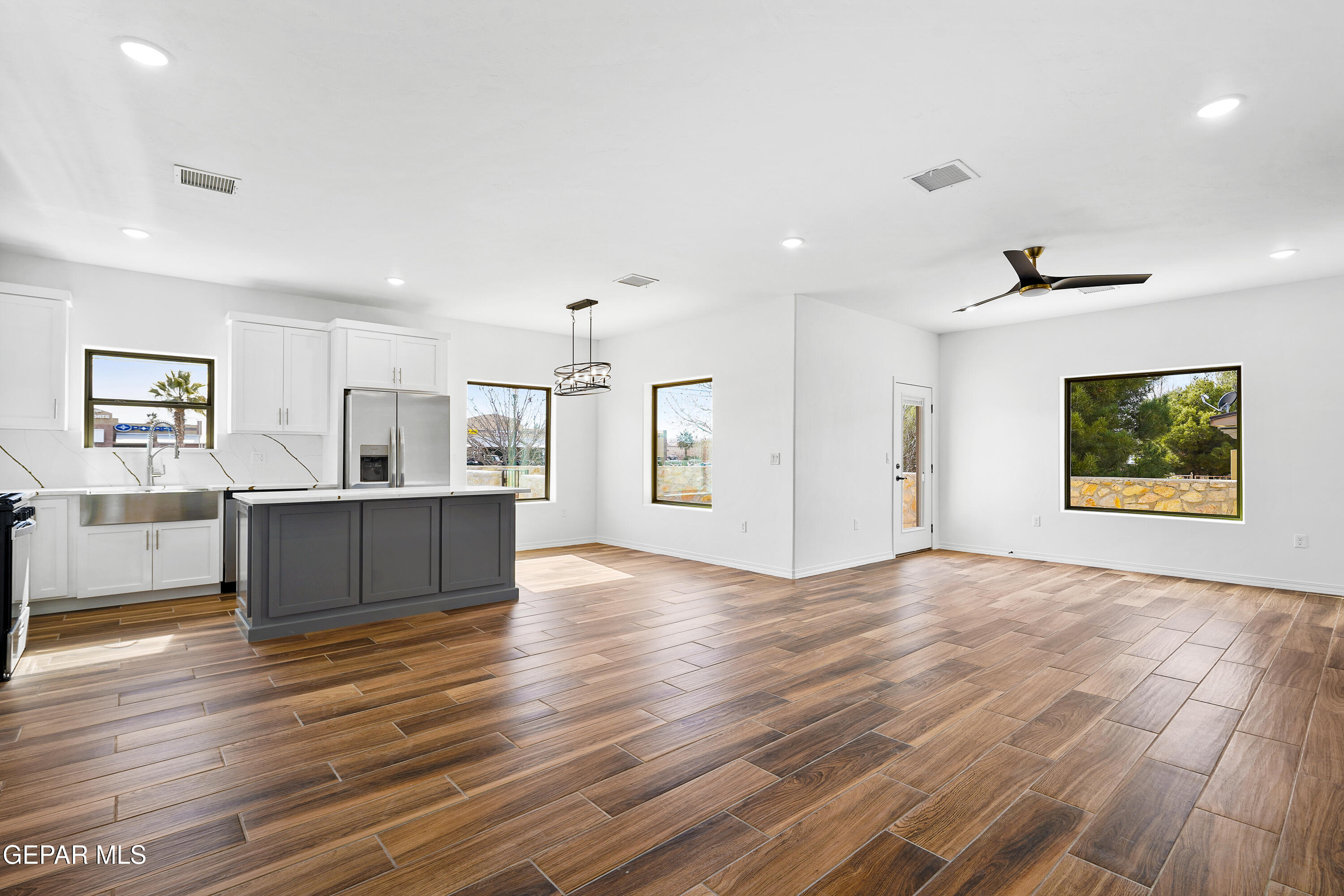 871 Country Club Road 4a Property Photo 7