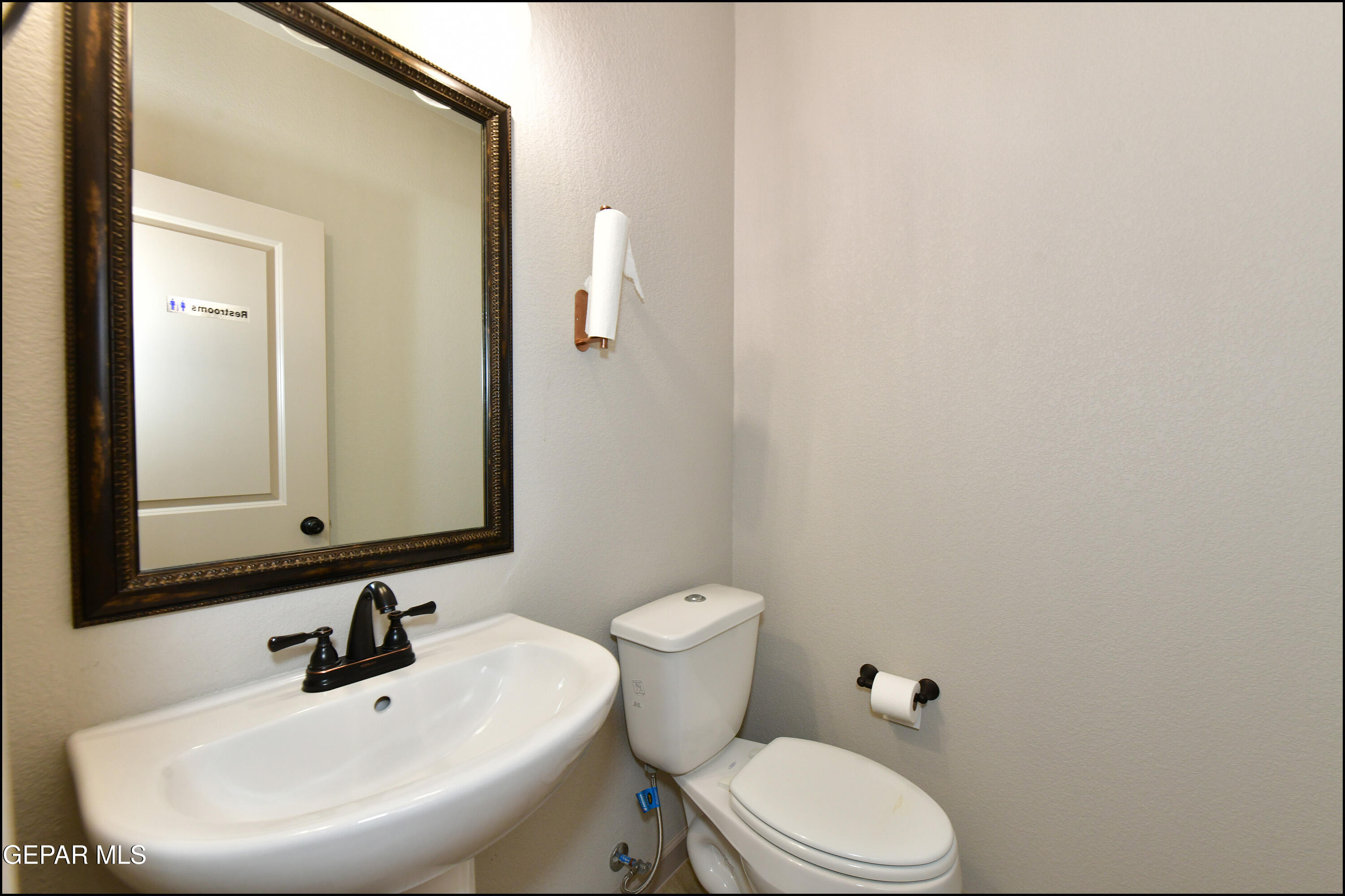 2358 Enchanted Gem Place Property Photo 32