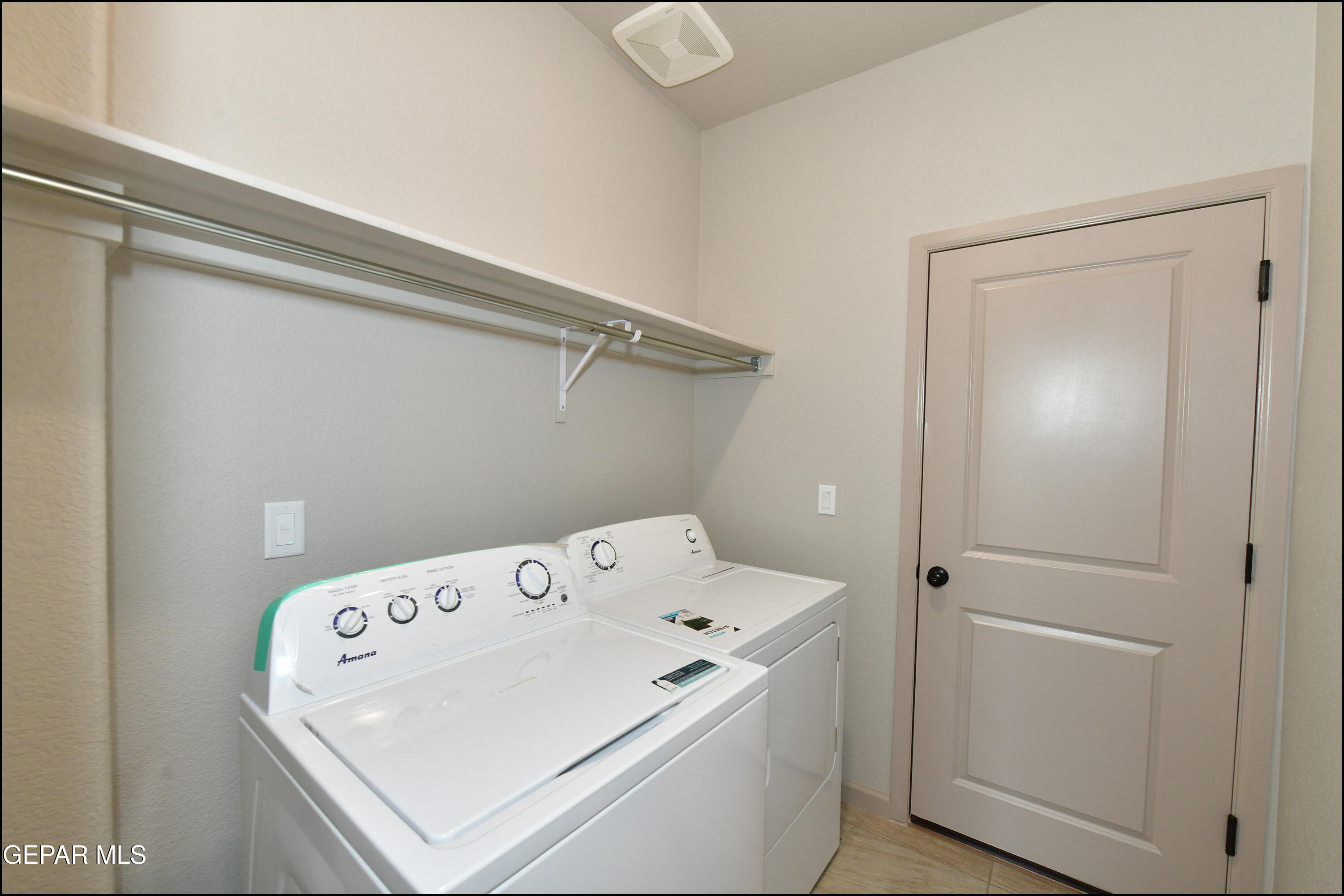 2358 Enchanted Gem Place Property Photo 33