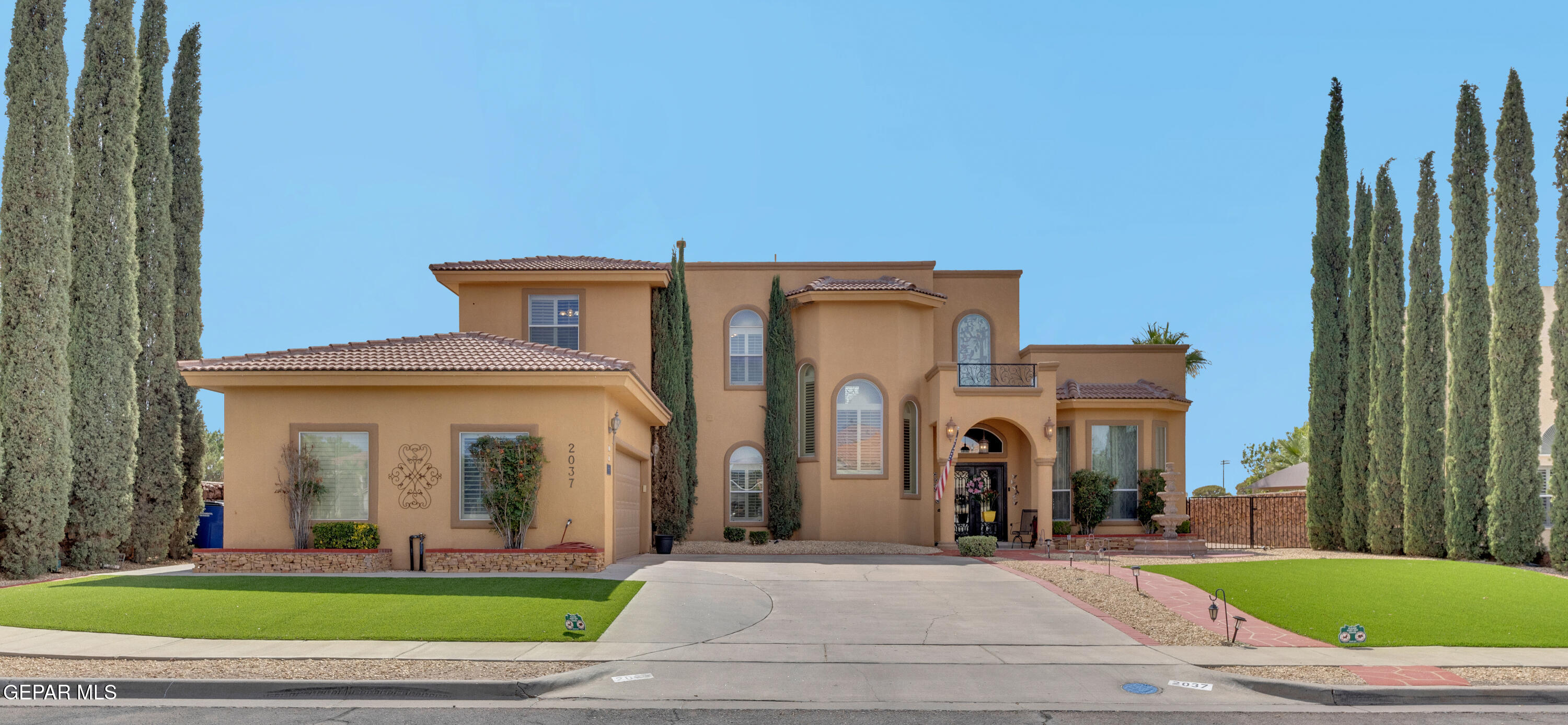 2037 Paseo Del Rey Drive Property Photo 2
