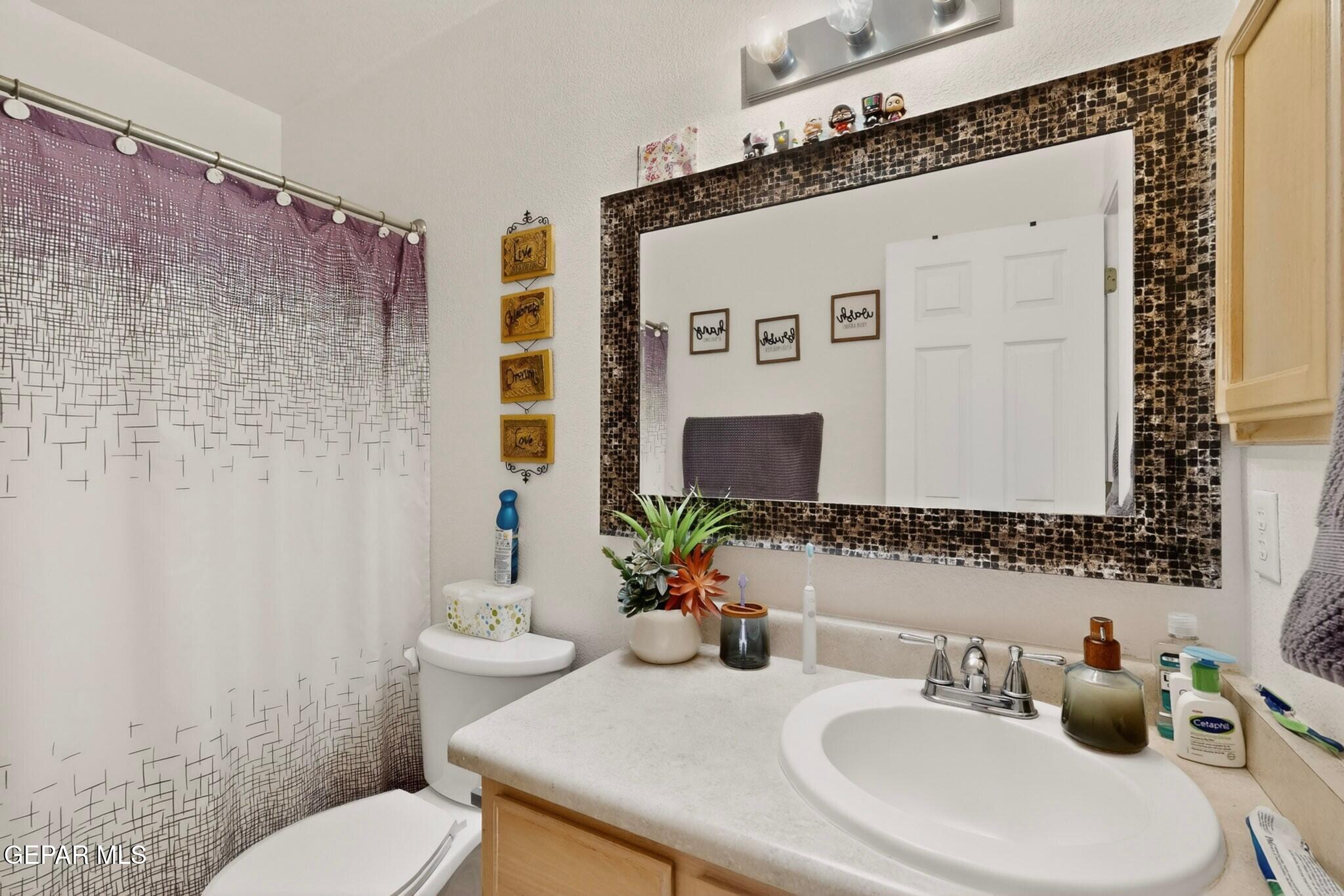813 Jaime Street Property Photo 25