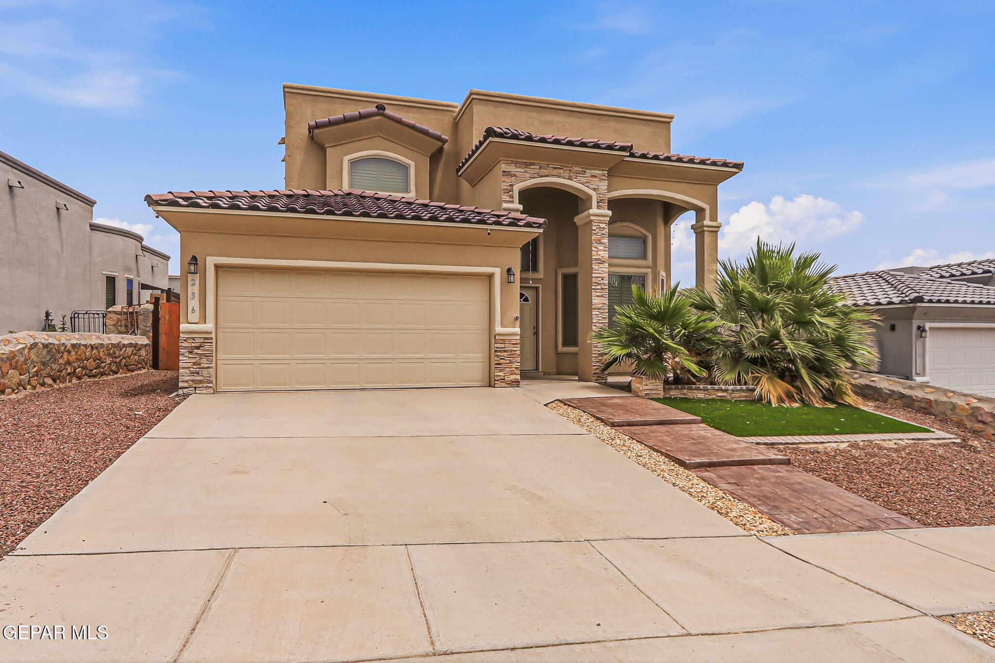 236 Glenlivet Way Property Photo 4