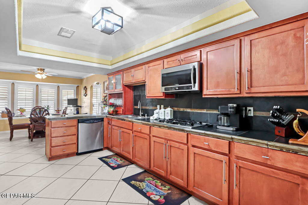 11032 Don January Drive Property Photo 23