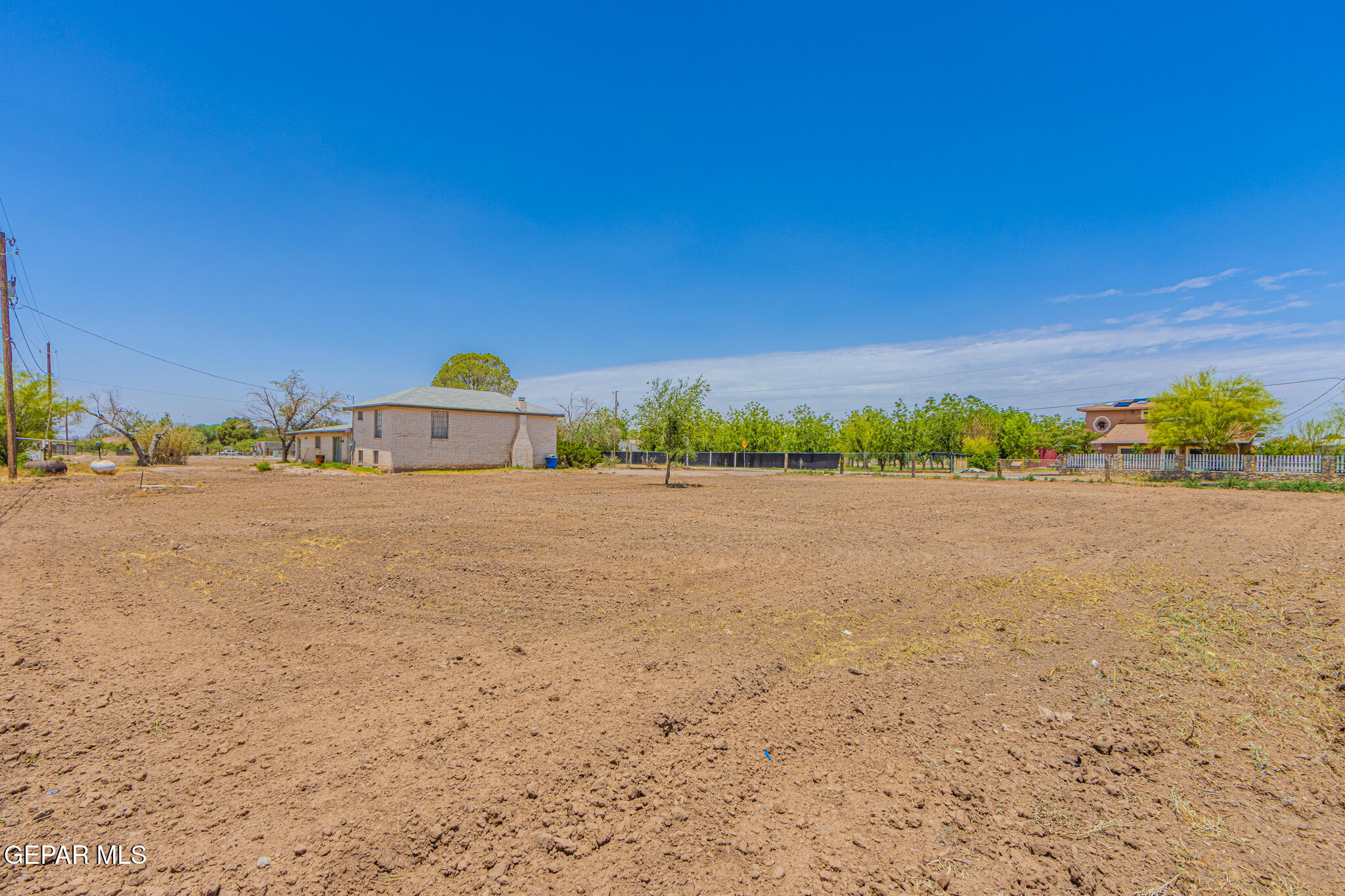 456 Melendez Street Property Photo 5