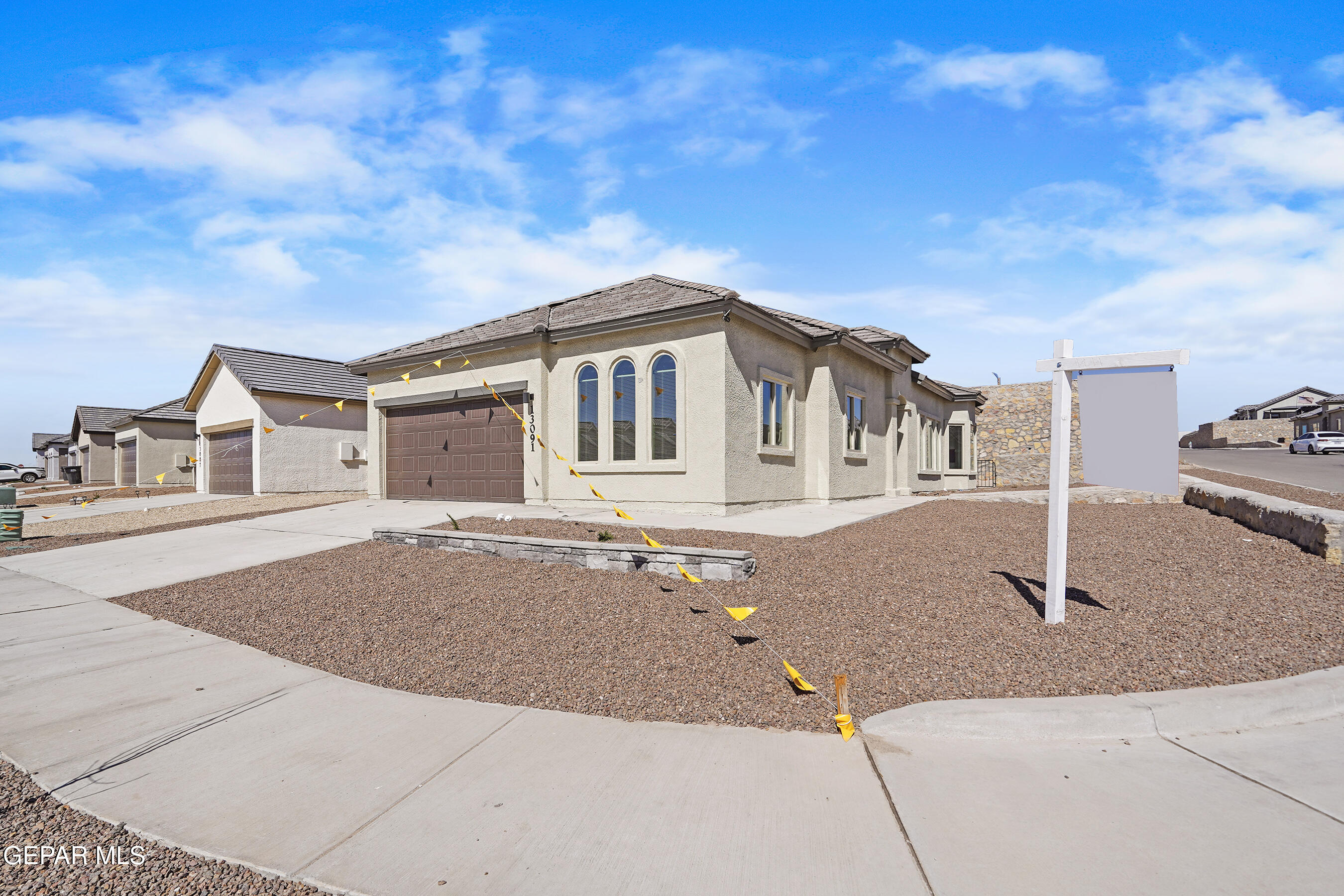 13086 Gusart Avenue Property Photo 2