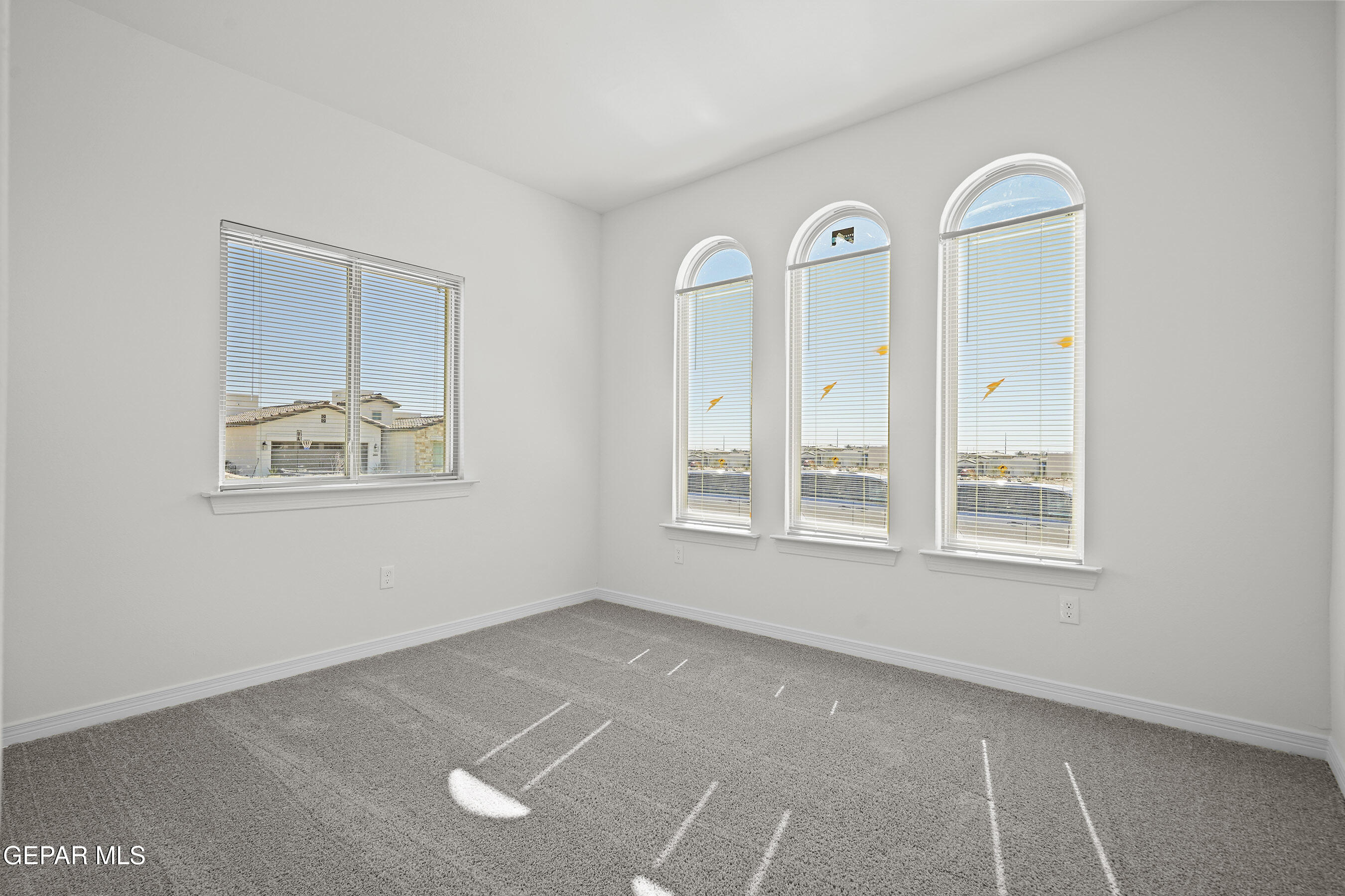 13086 Gusart Avenue Property Photo 14