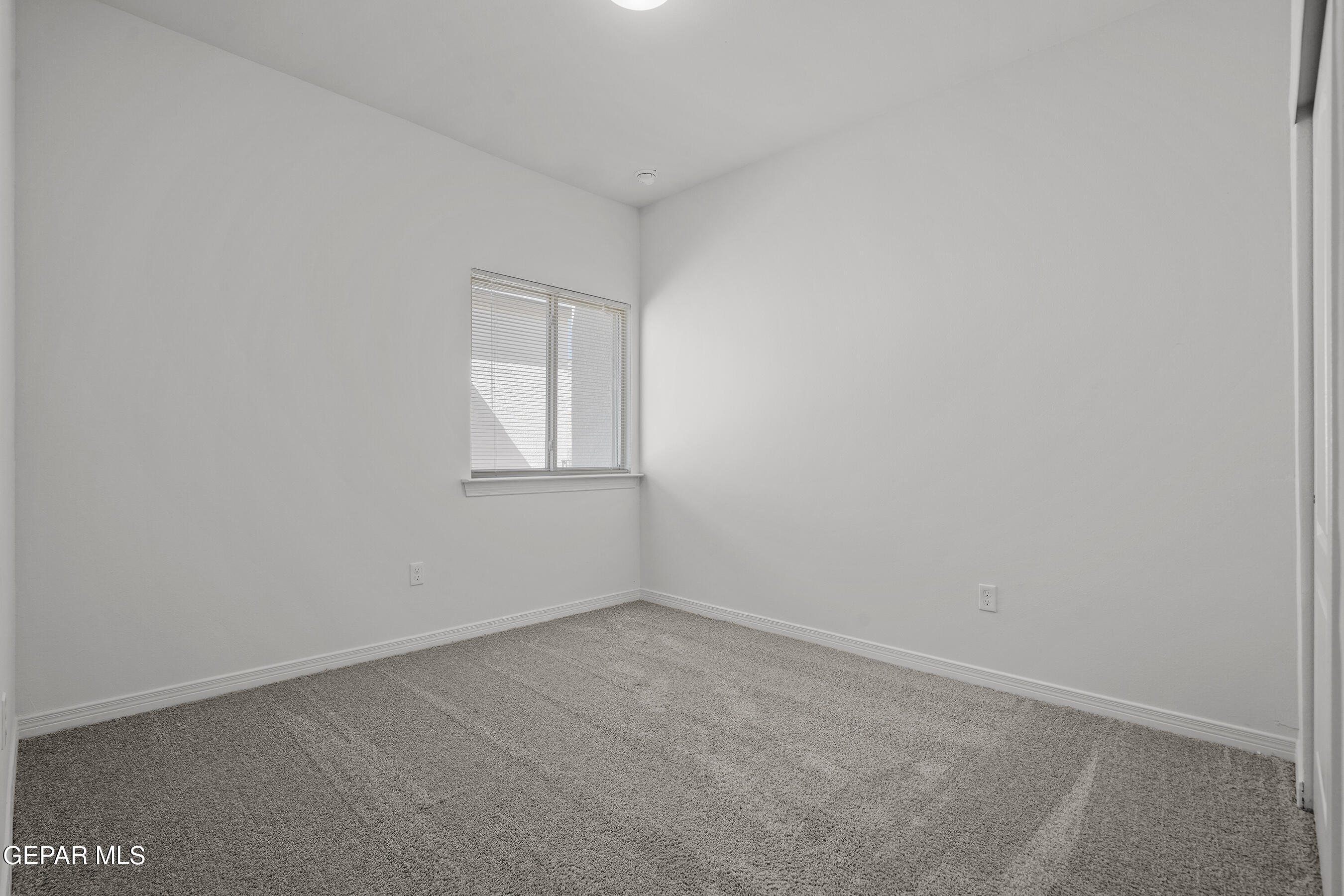 13086 Gusart Avenue Property Photo 23