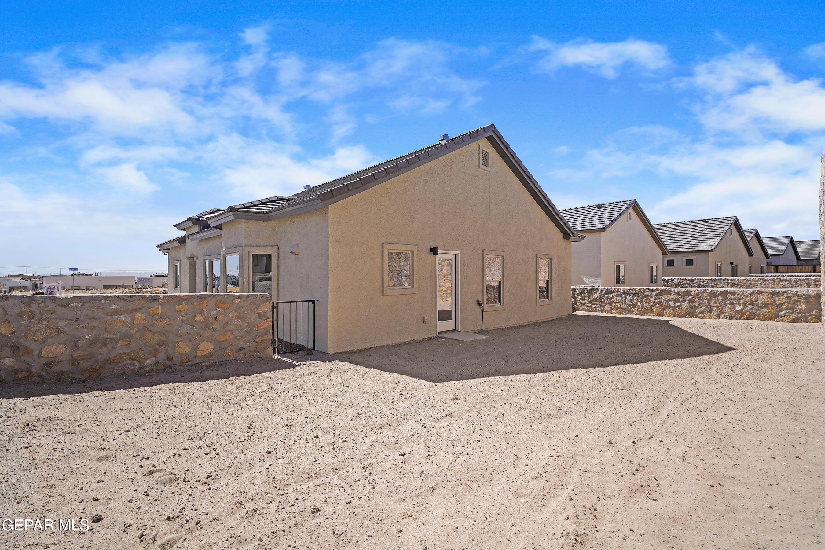 13086 Gusart Avenue Property Photo 26