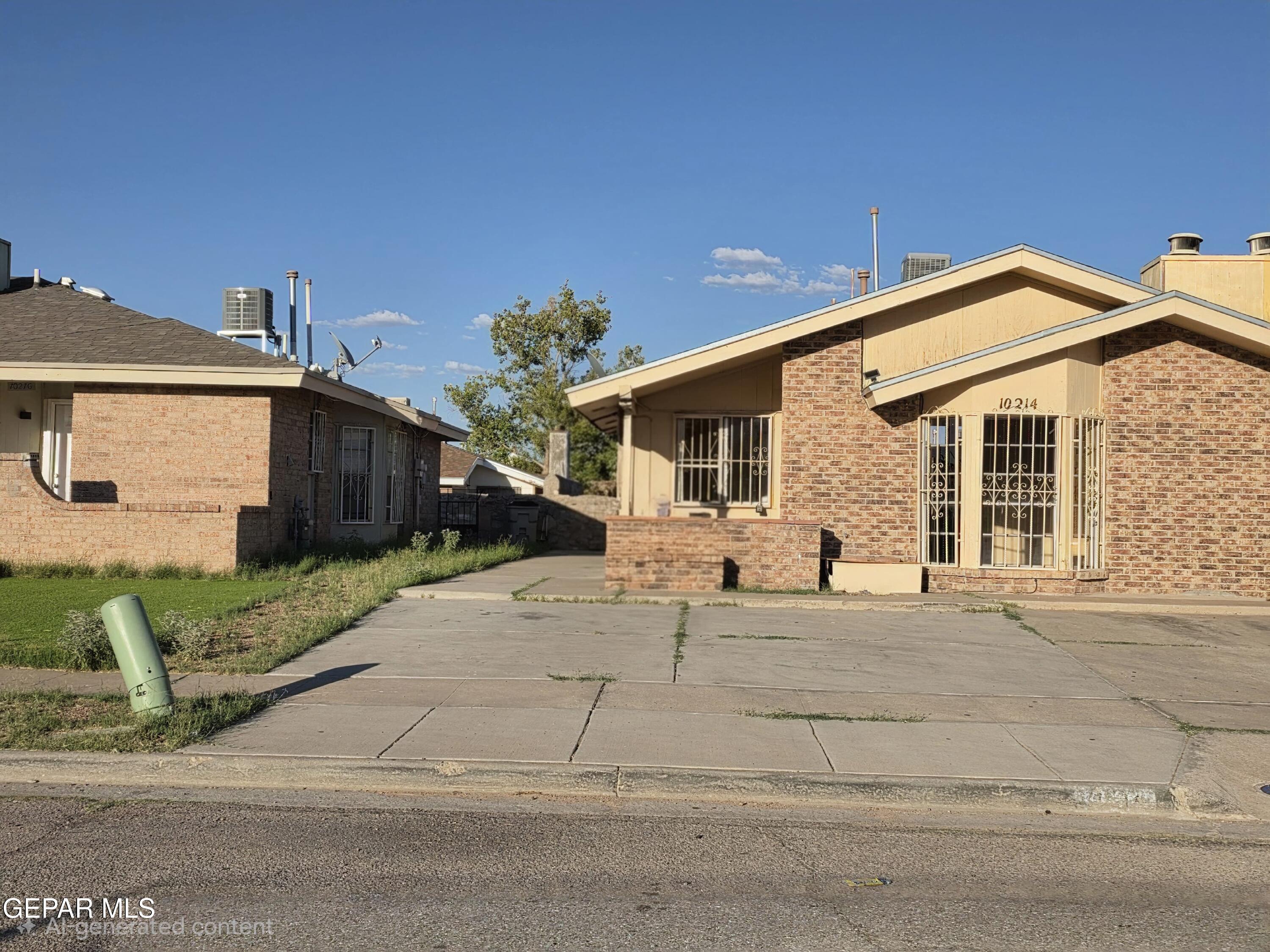 10214 Silver Strand Place Property Photo 2